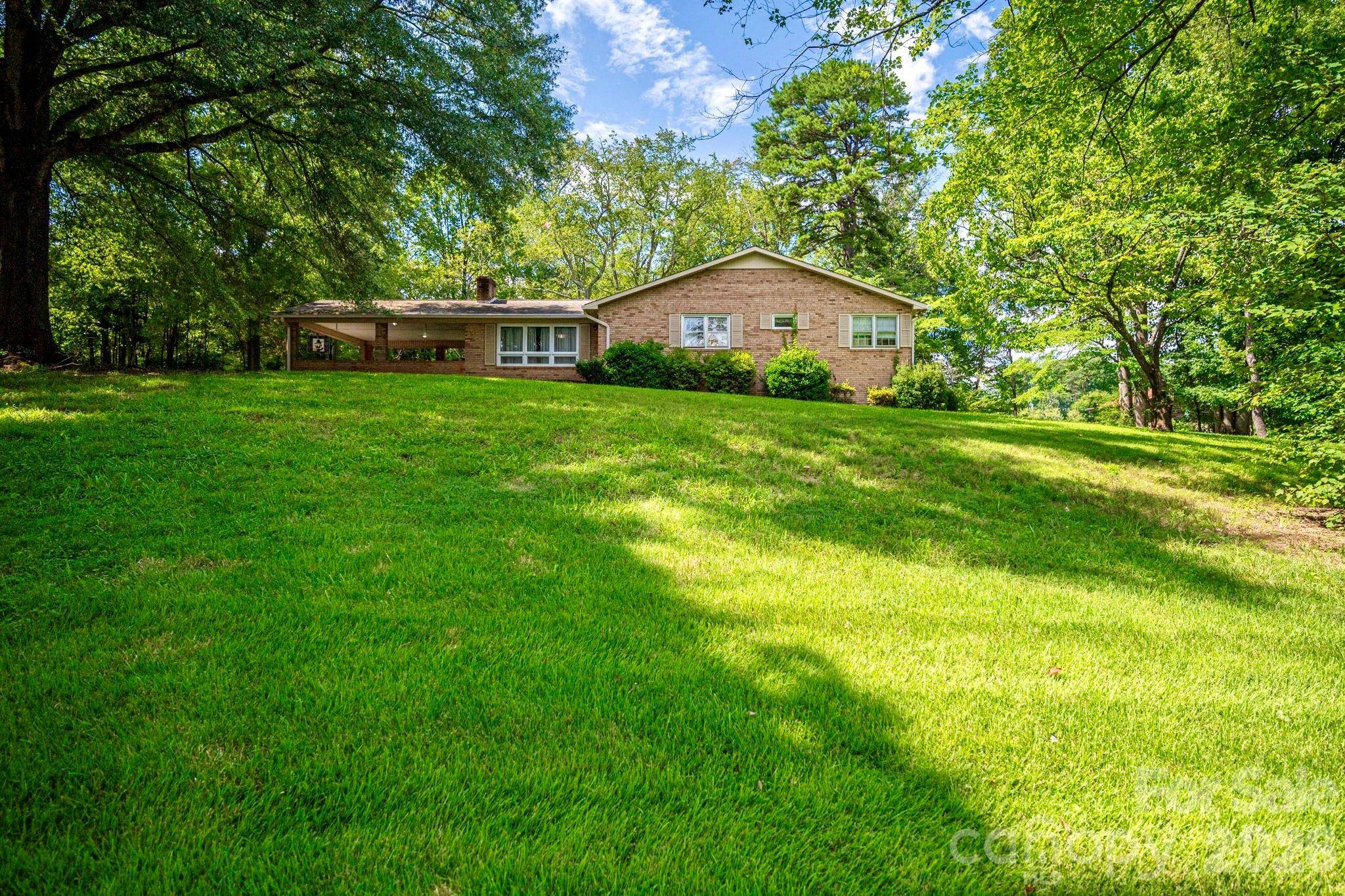 2542 E NC 10 HWY, Conover, NC 28613