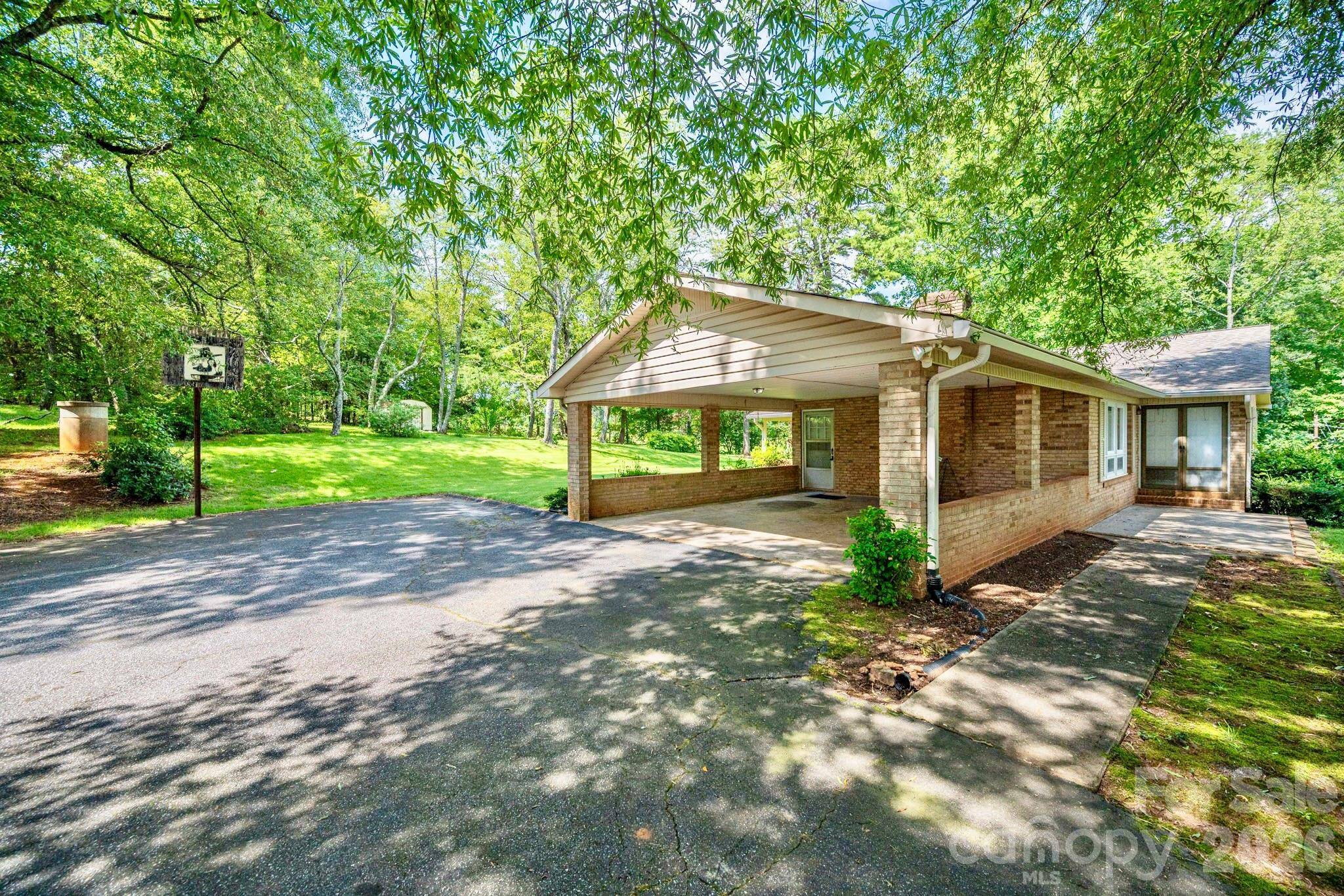 2542 E NC 10 HWY, Conover, NC 28613