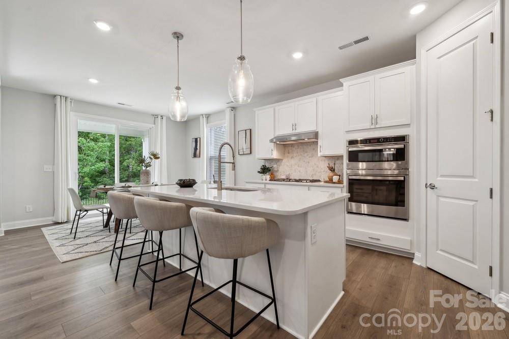 1594 Hubert Graham WAY, Tega Cay, SC 29708