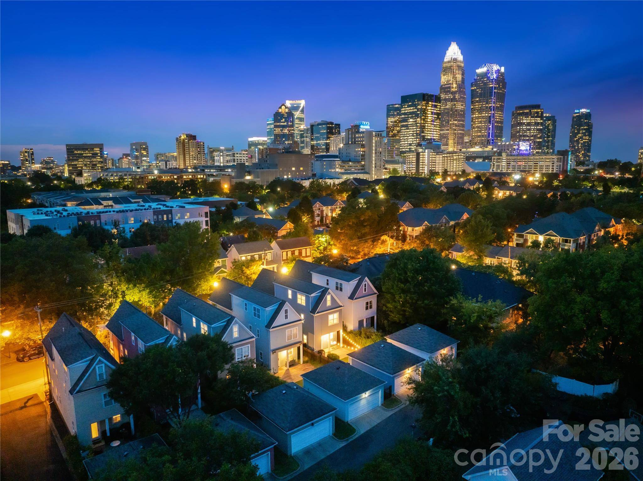711 E 8th ST, Charlotte, NC 28202