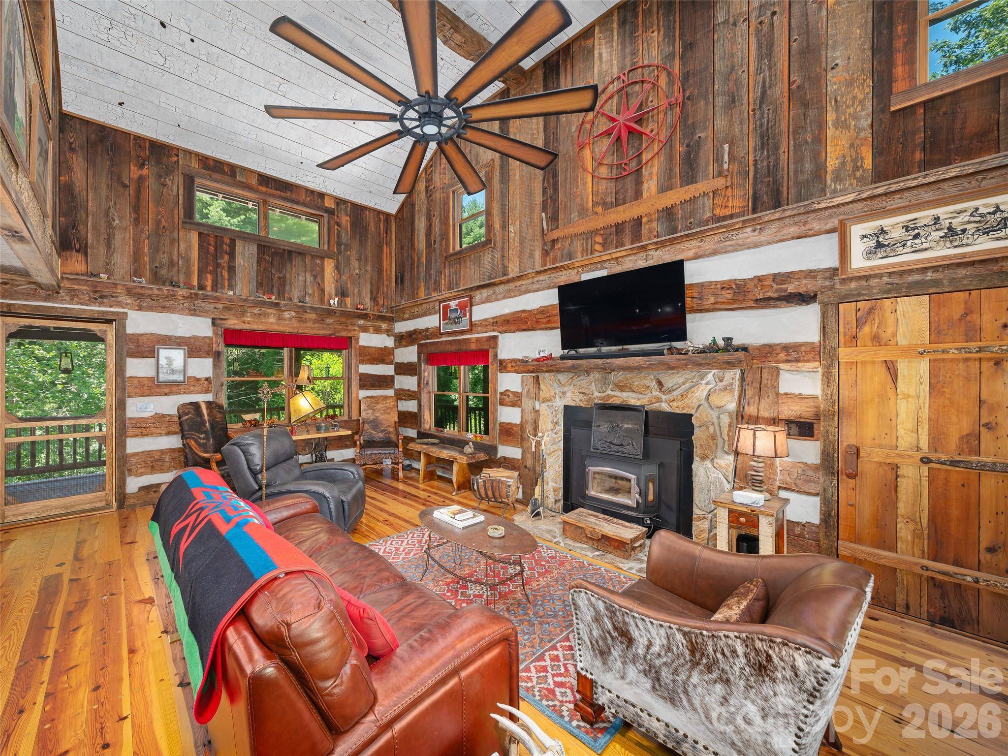 503 White Pine LN, Bakersville, NC 28705