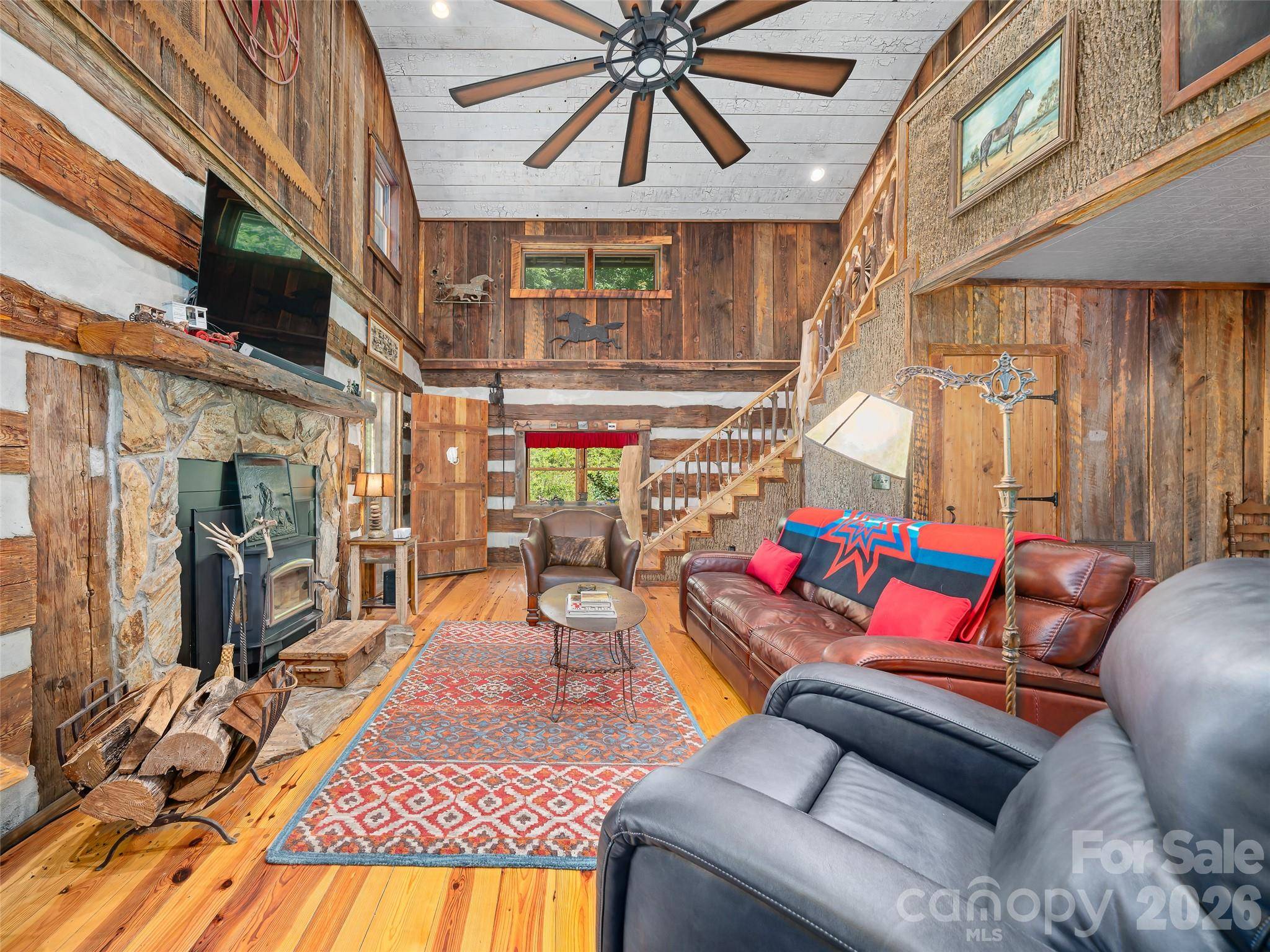 503 White Pine LN, Bakersville, NC 28705