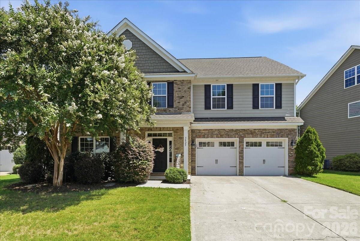 3829 Franklin Meadows DR, Matthews, NC 28105