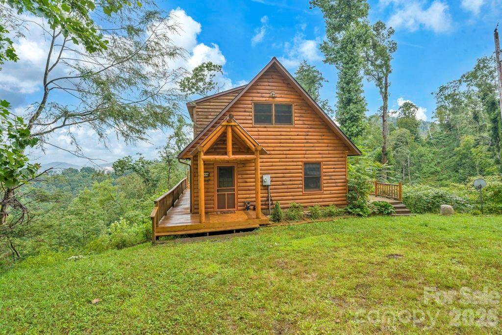 1894 left fork run RD, Bakersville, NC 28705