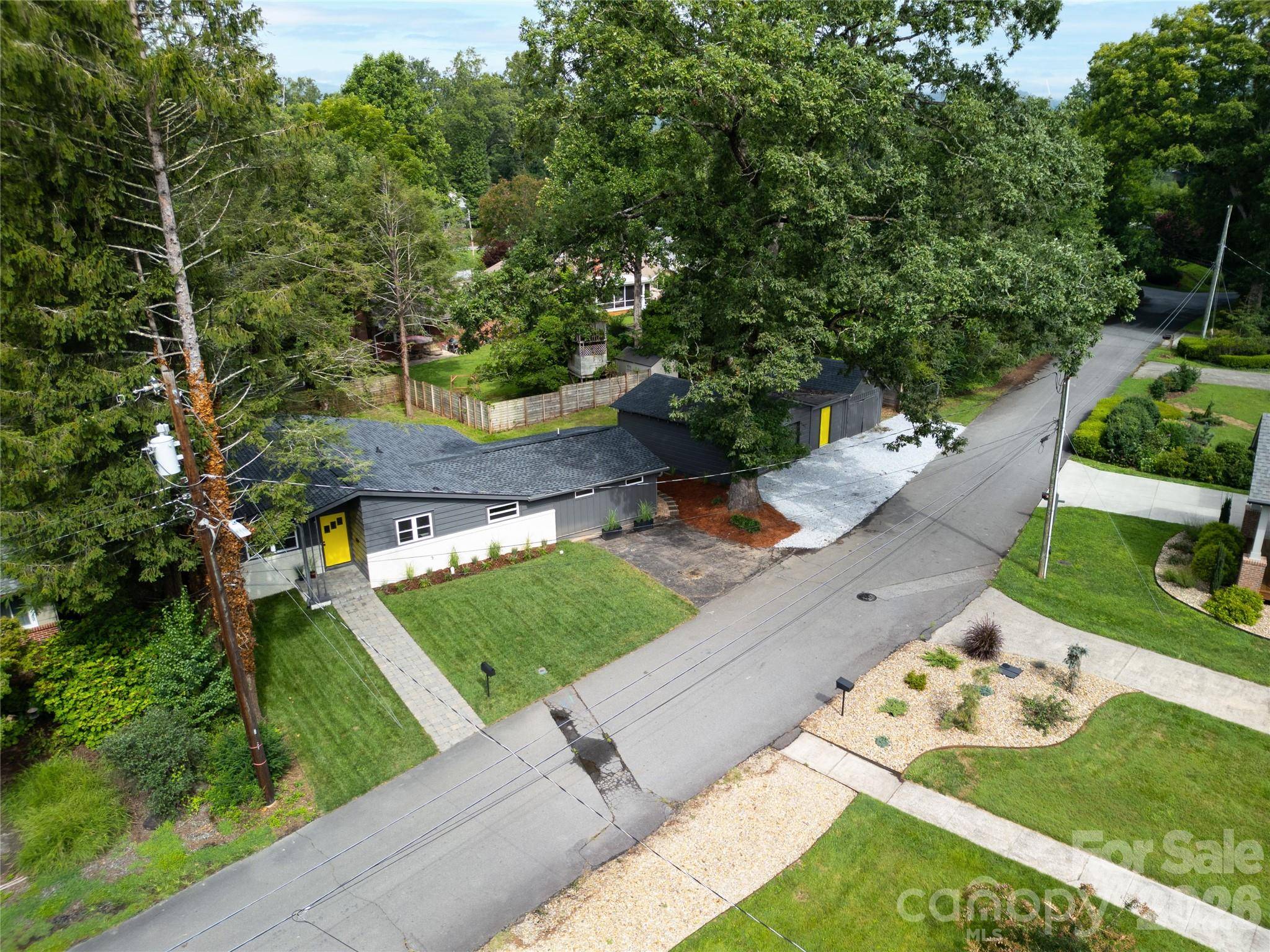 228 Grove ST, Brevard, NC 28712