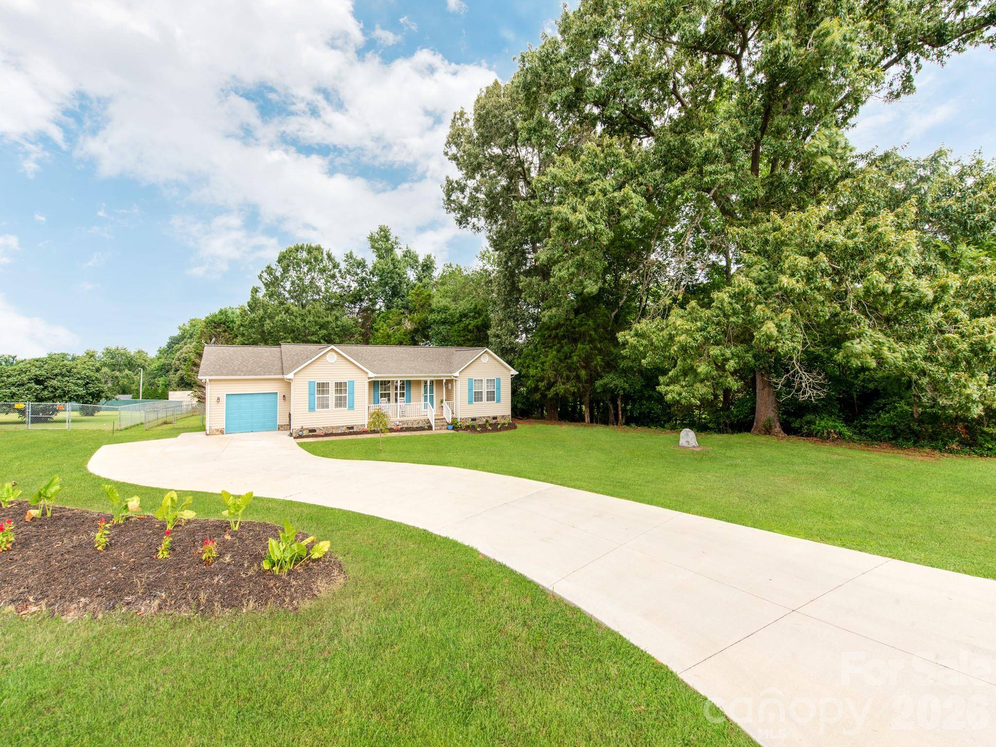 3163 River RD #1, Lincolnton, NC 28092