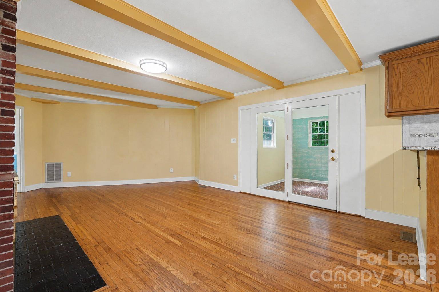 7017 Linda Lake DR, Charlotte, NC 28215