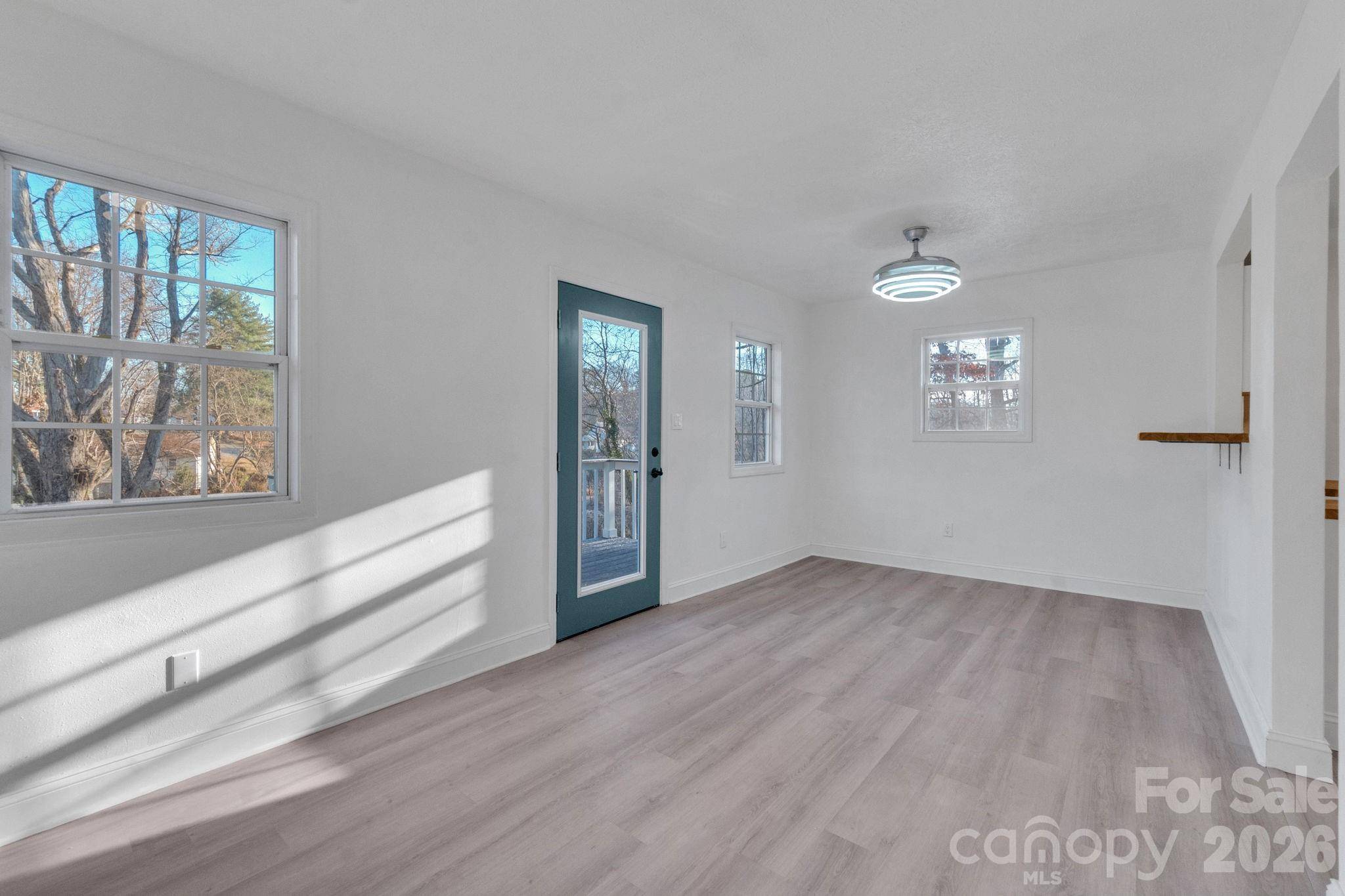 49 E Livingston ST, Tryon, NC 28782