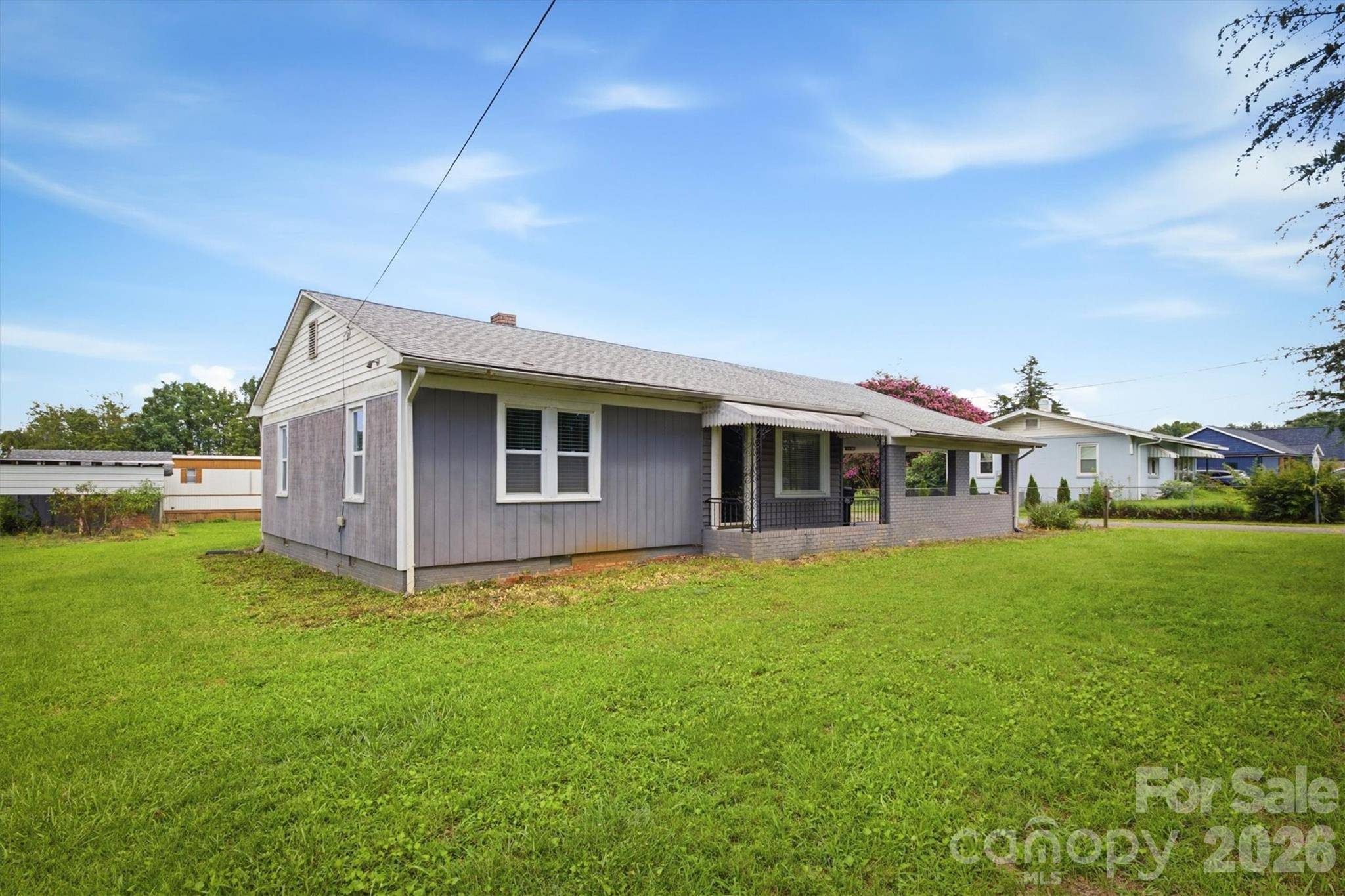 300 N Center ST, Hildebran, NC 28637