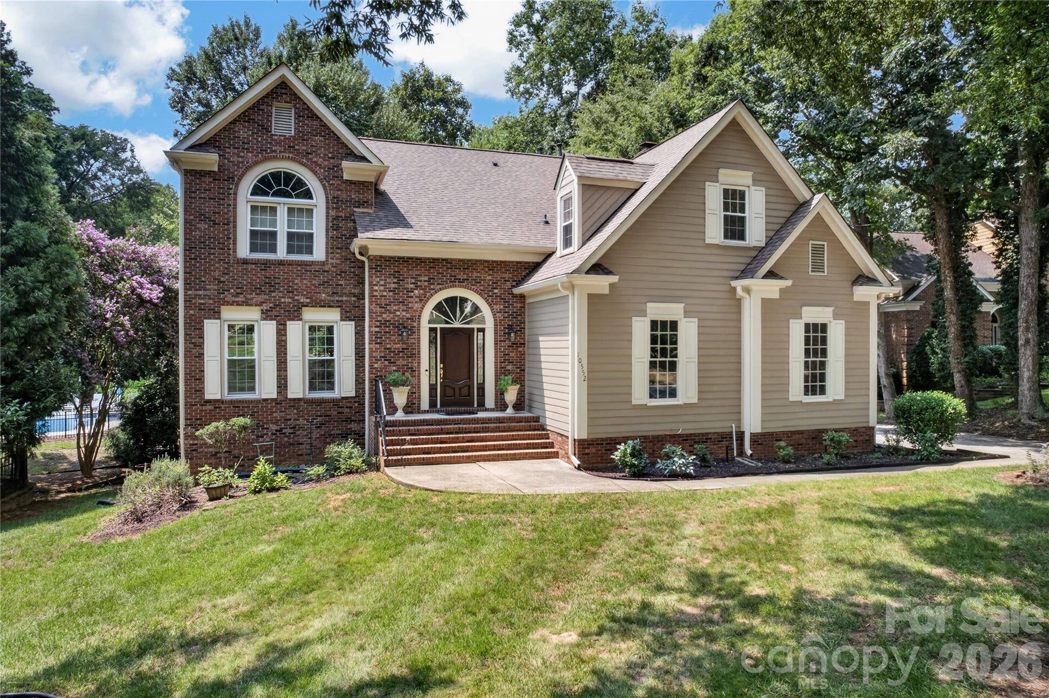 10552 Providence Arbours DR, Charlotte, NC 28270