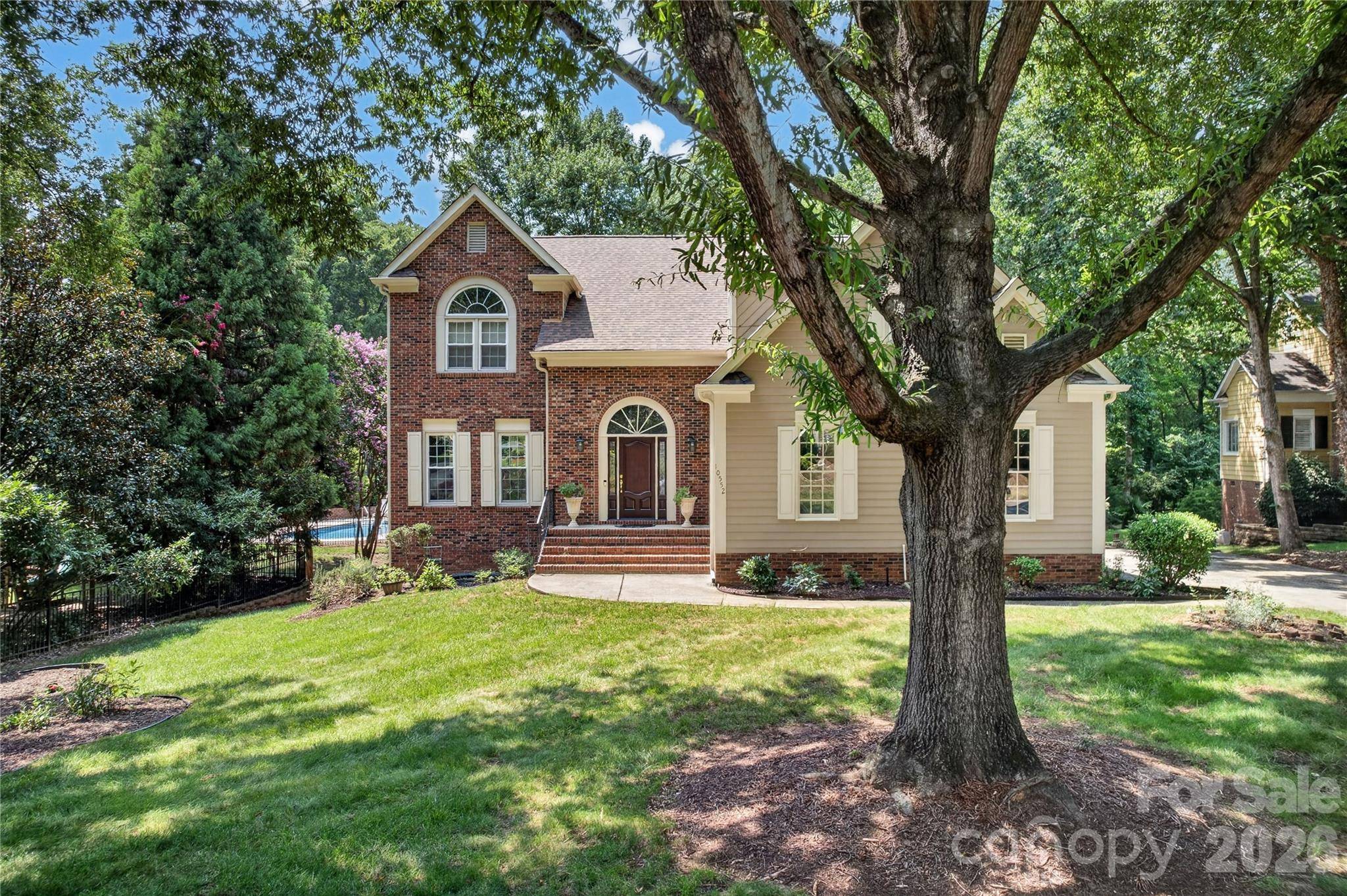 10552 Providence Arbours DR, Charlotte, NC 28270