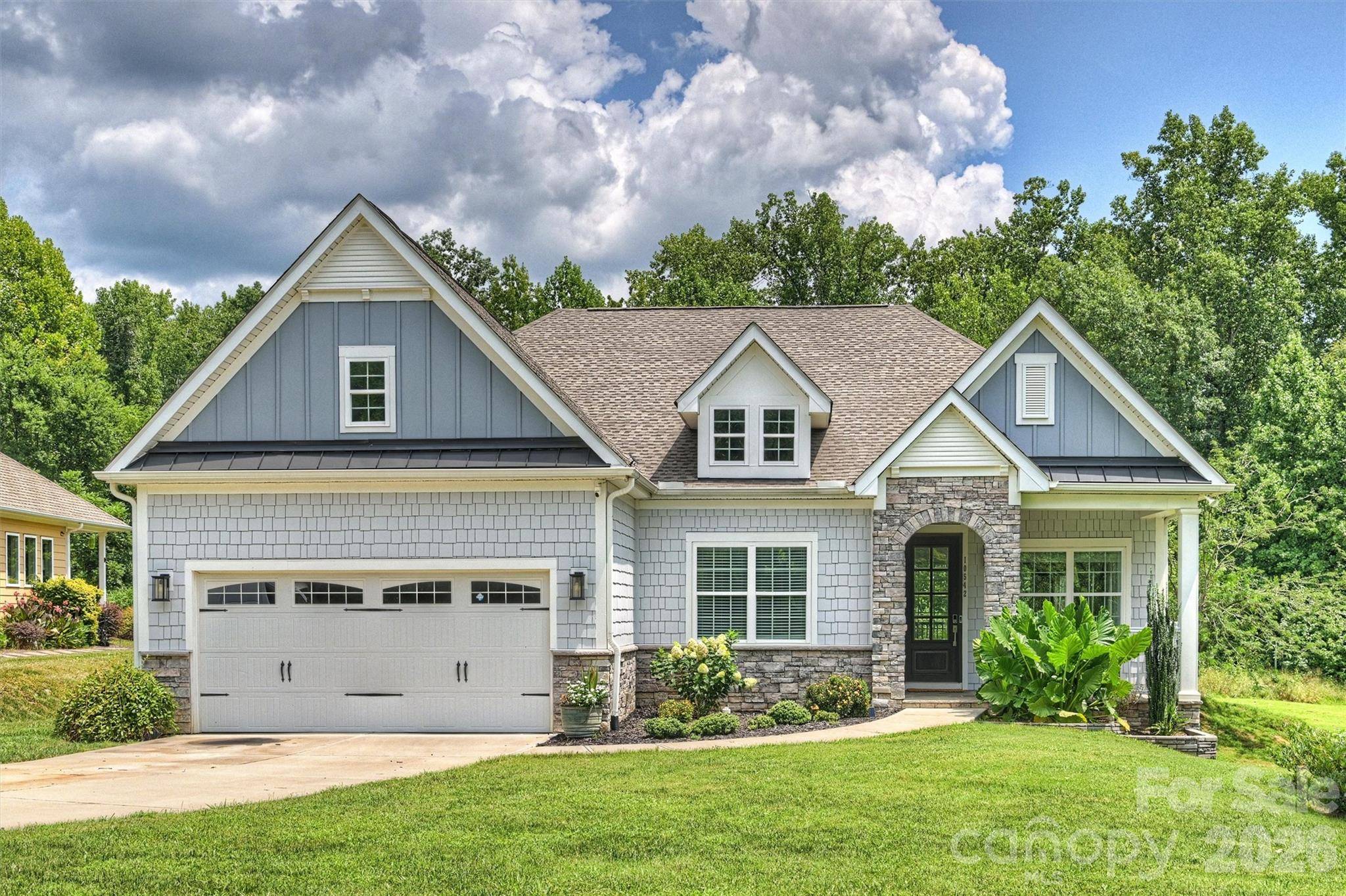 10542 Sweethaven LN, Harrisburg, NC 28075