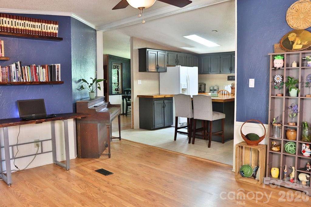 2095 Goodman Lake RD, Morganton, NC 28655