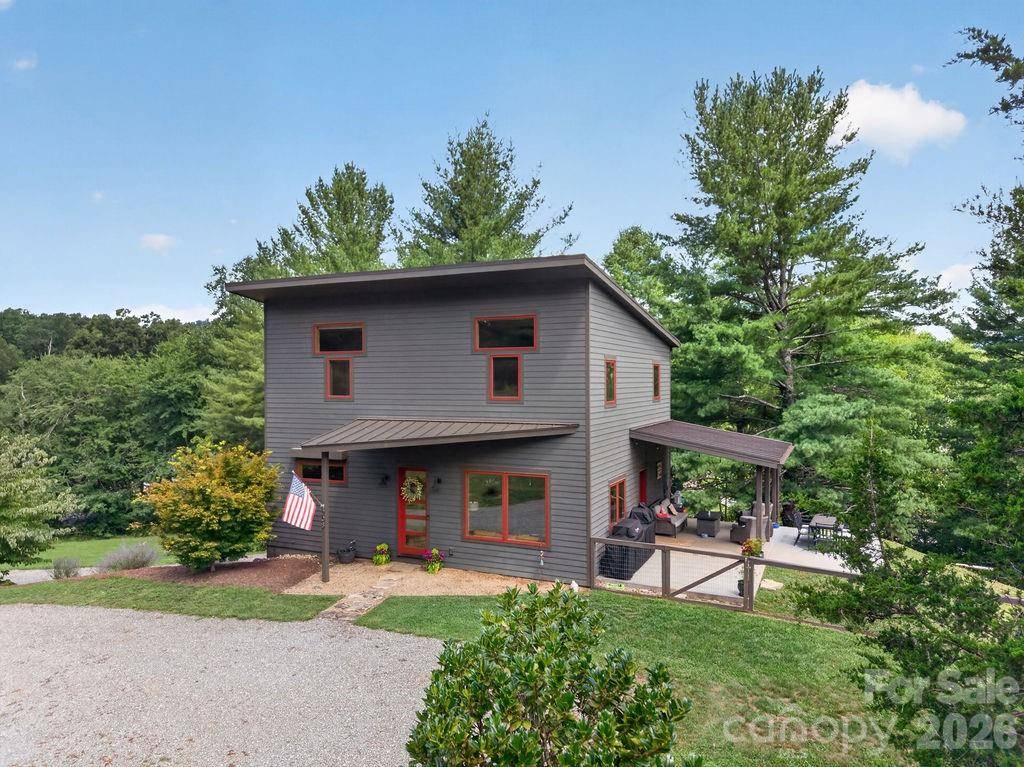 208 Gravely Branch RD, Fletcher, NC 28732