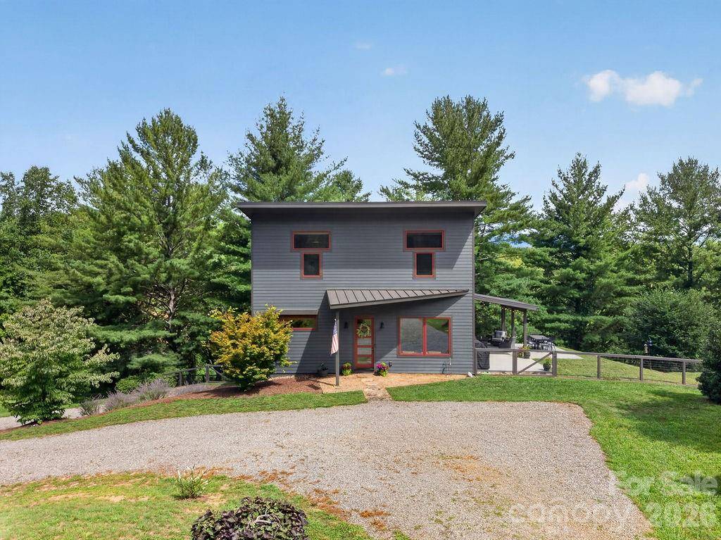 208 Gravely Branch RD, Fletcher, NC 28732