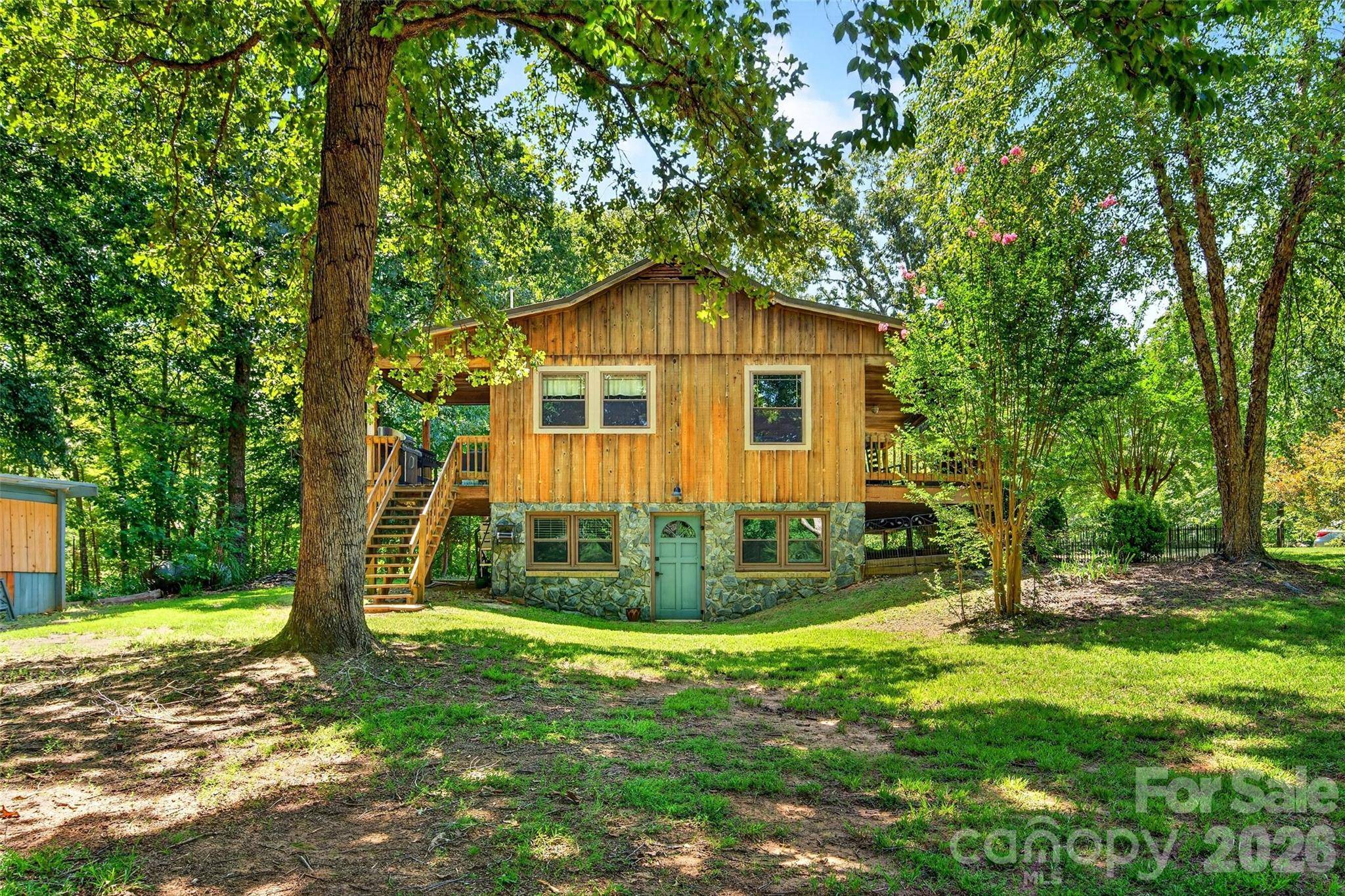 929 Camp Creek RD, Union Mills, NC 28167