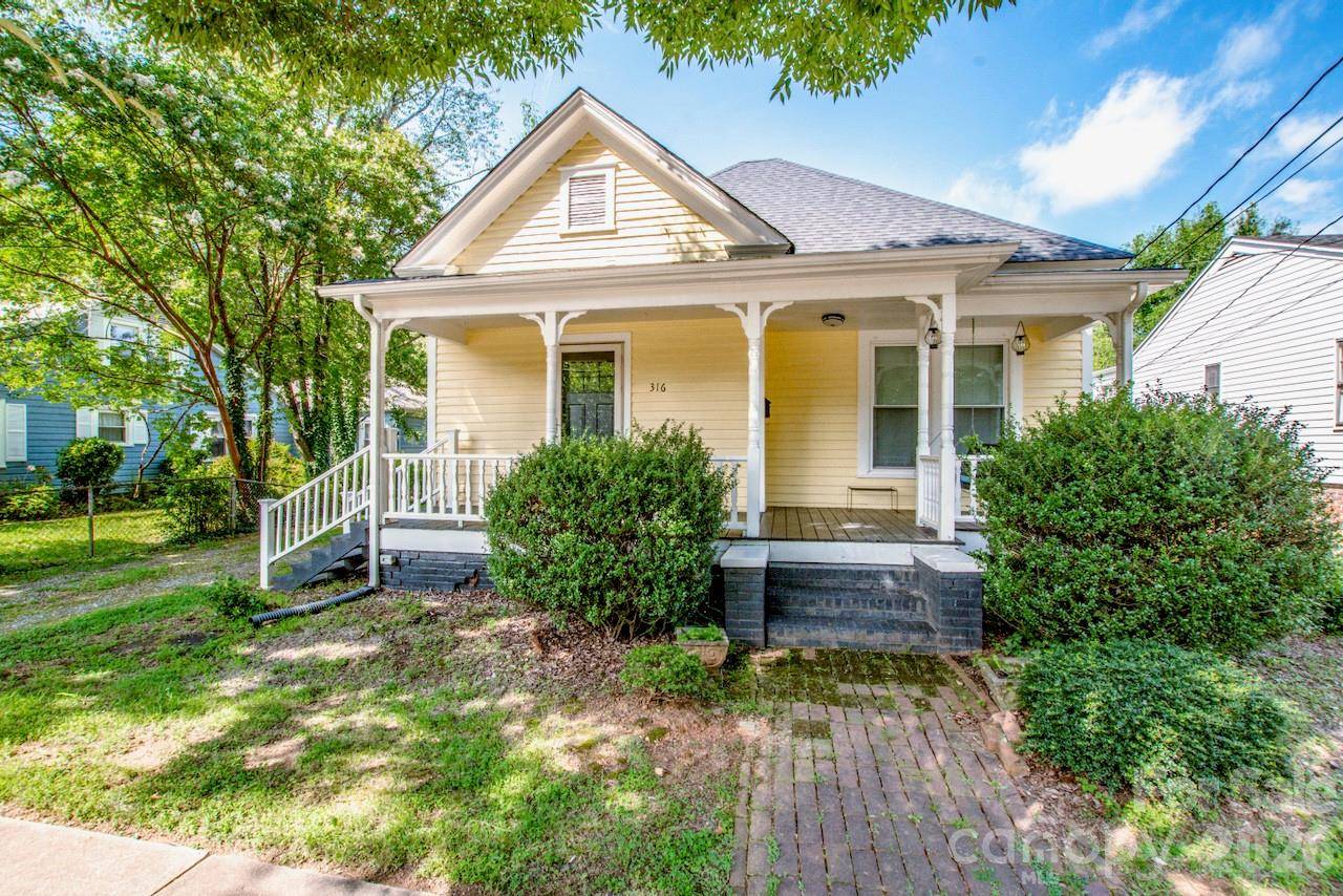316 S Race ST, Statesville, NC 28677