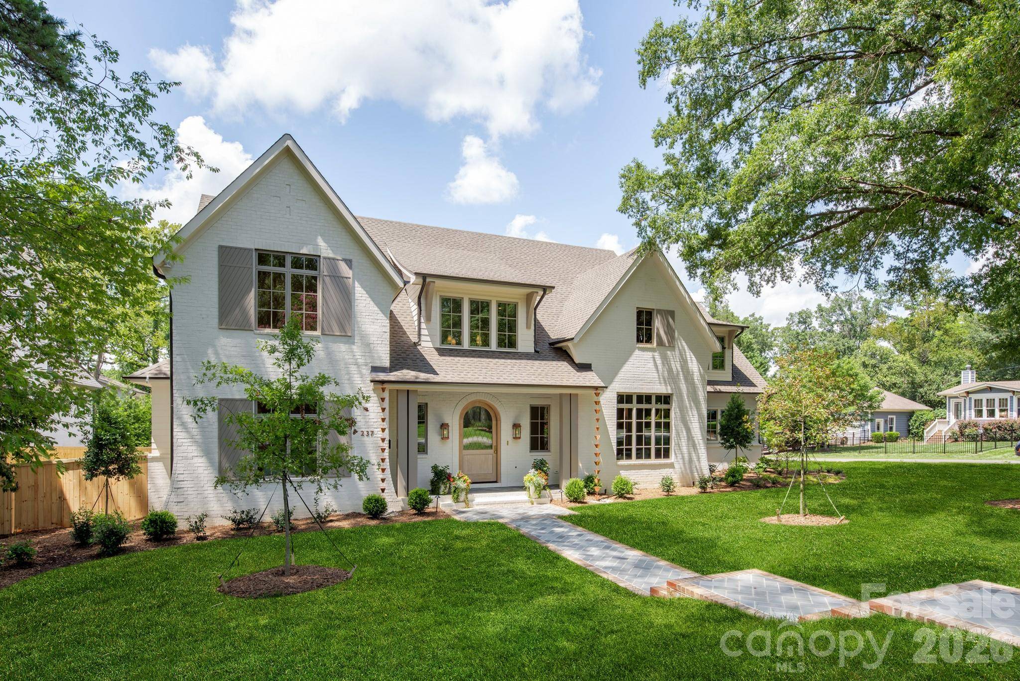 237 N Canterbury RD, Charlotte, NC 28211
