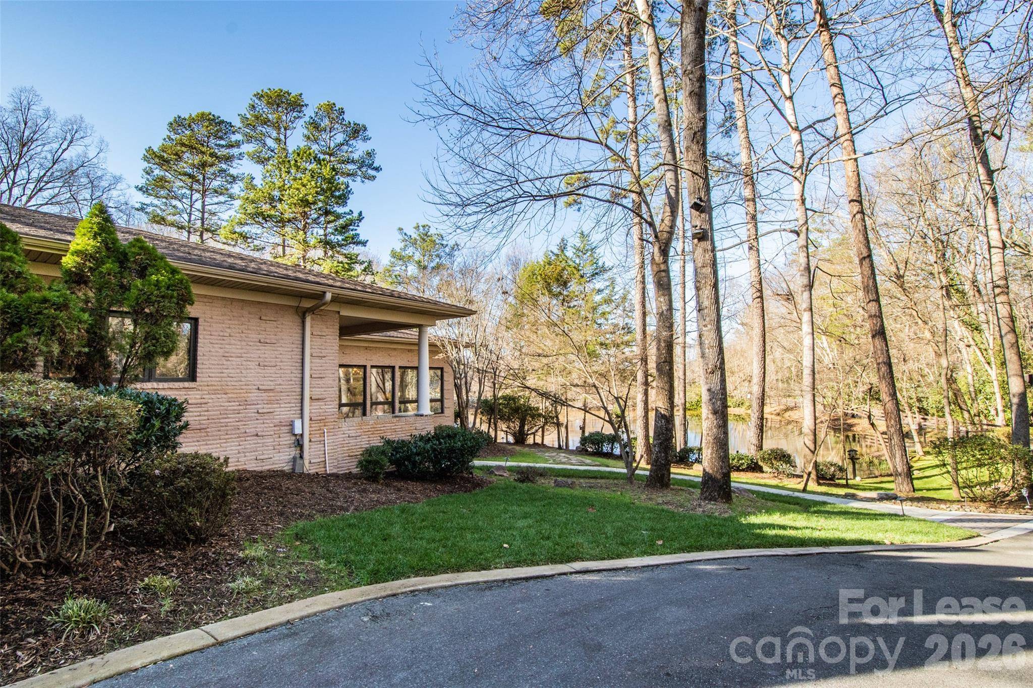 3911 Lakeside DR, Charlotte, NC 28270