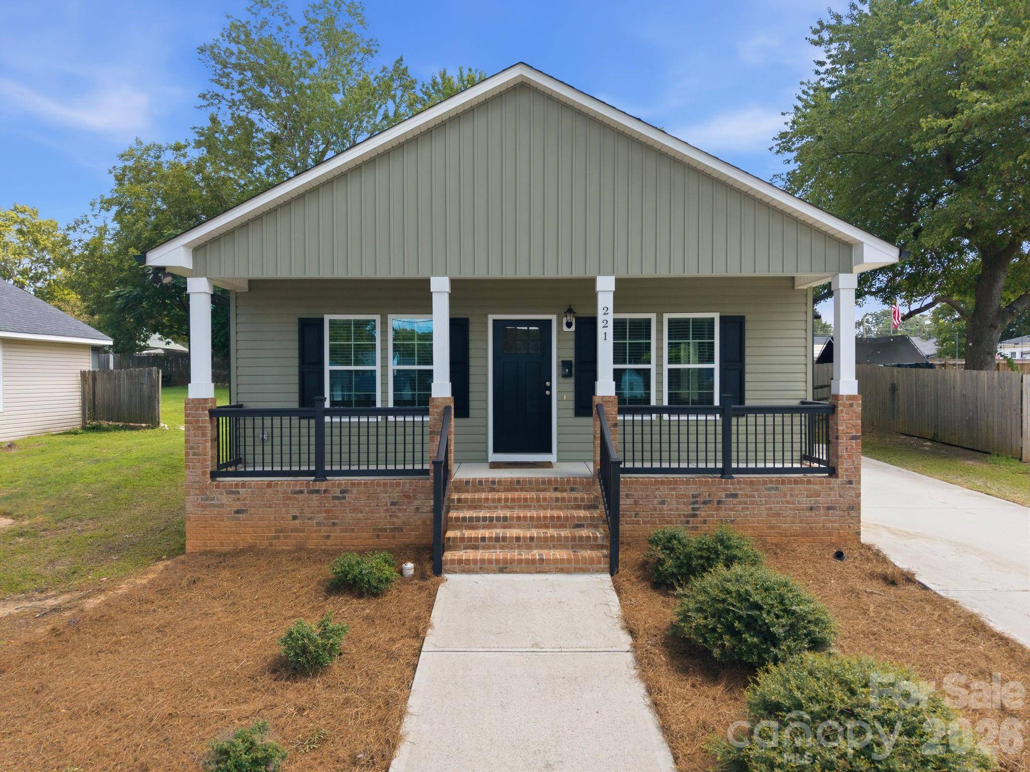 221 York AVE, Kannapolis, NC 28083
