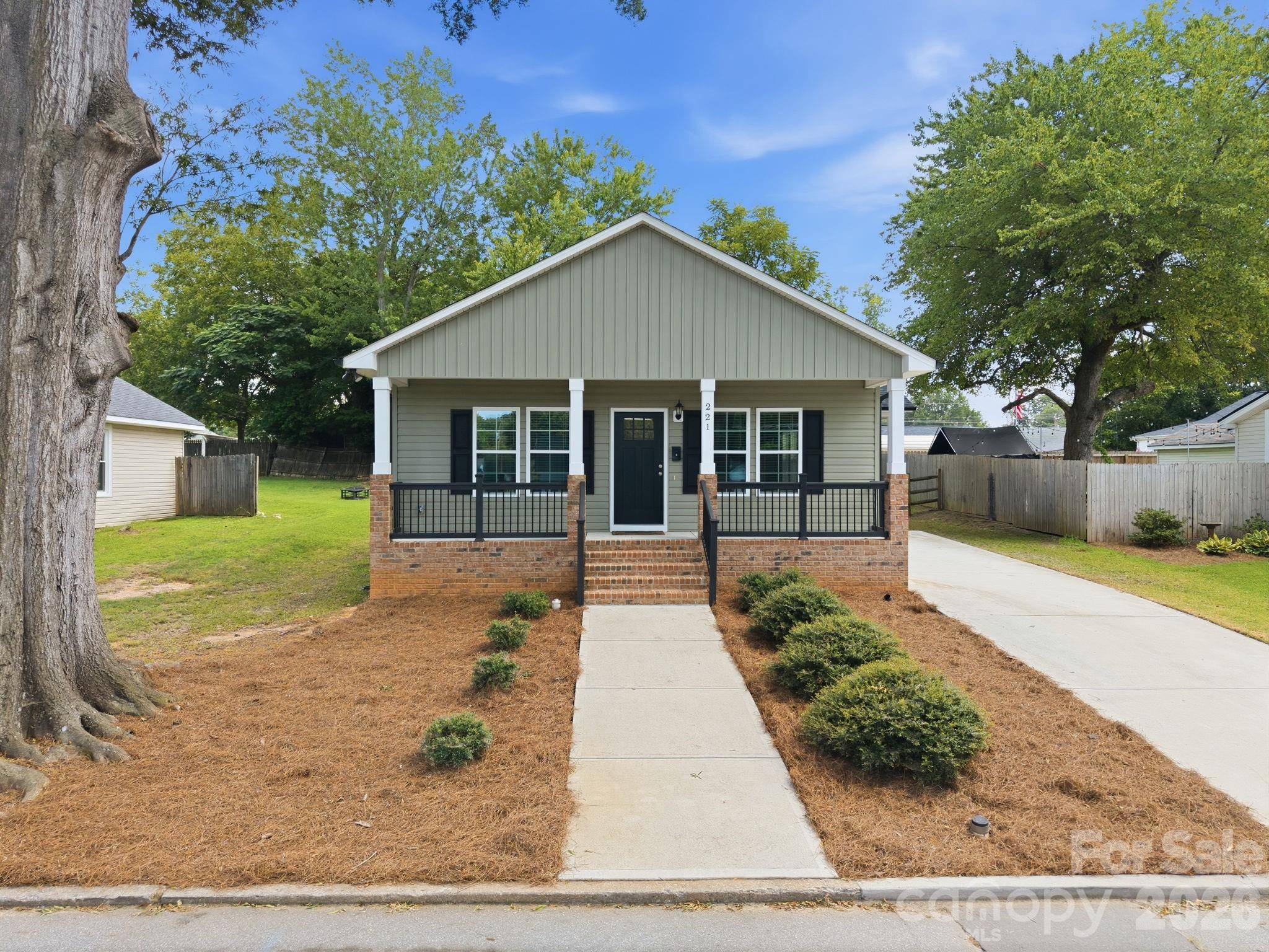 221 York AVE, Kannapolis, NC 28083