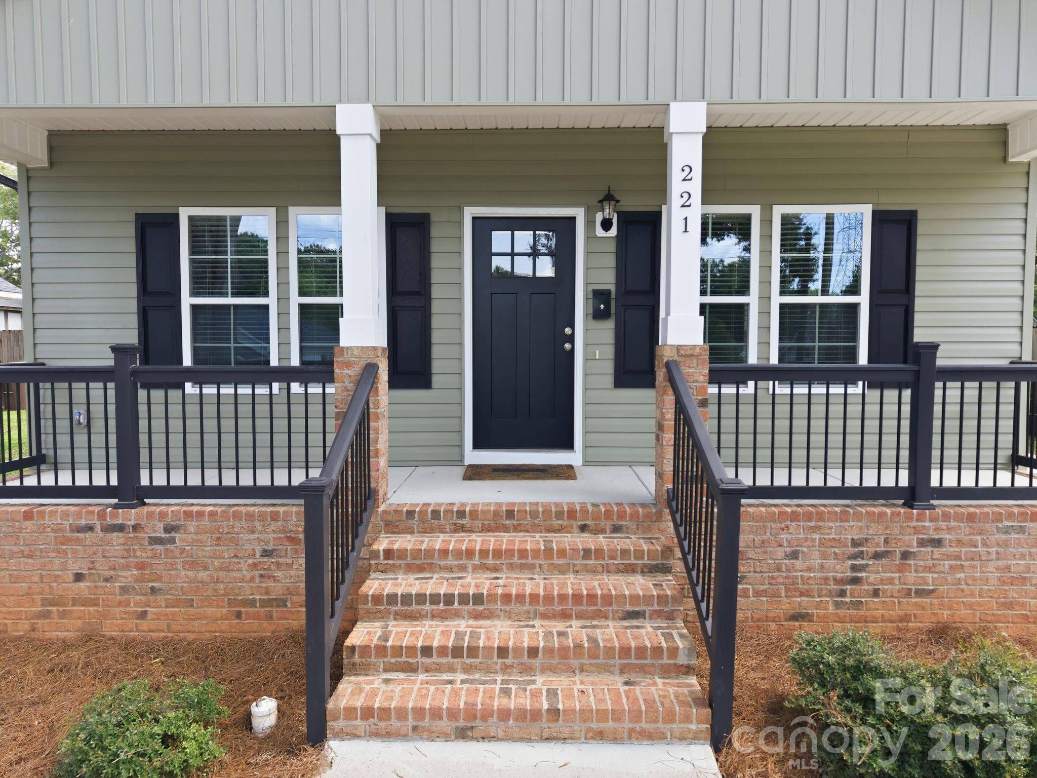 221 York AVE, Kannapolis, NC 28083