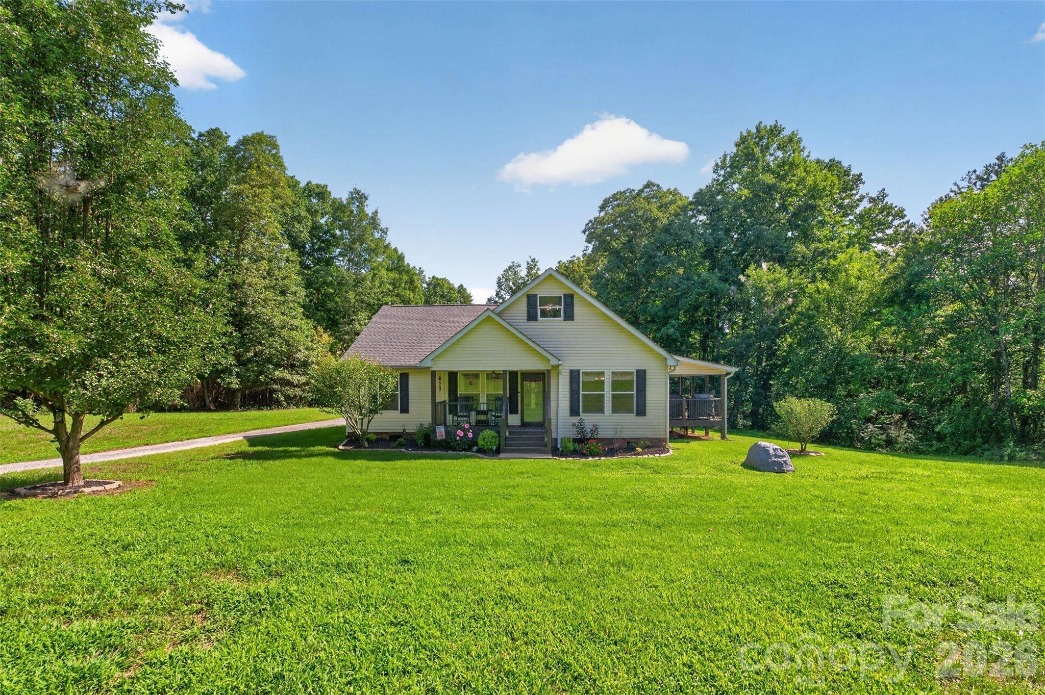 618 Indian Hill RD, Olin, NC 28660
