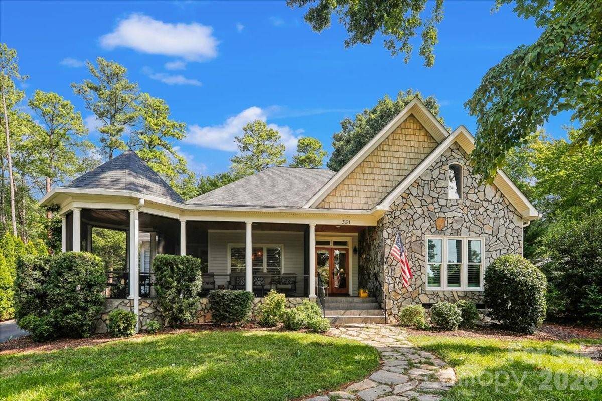 351 Catalina DR, Mooresville, NC 28117