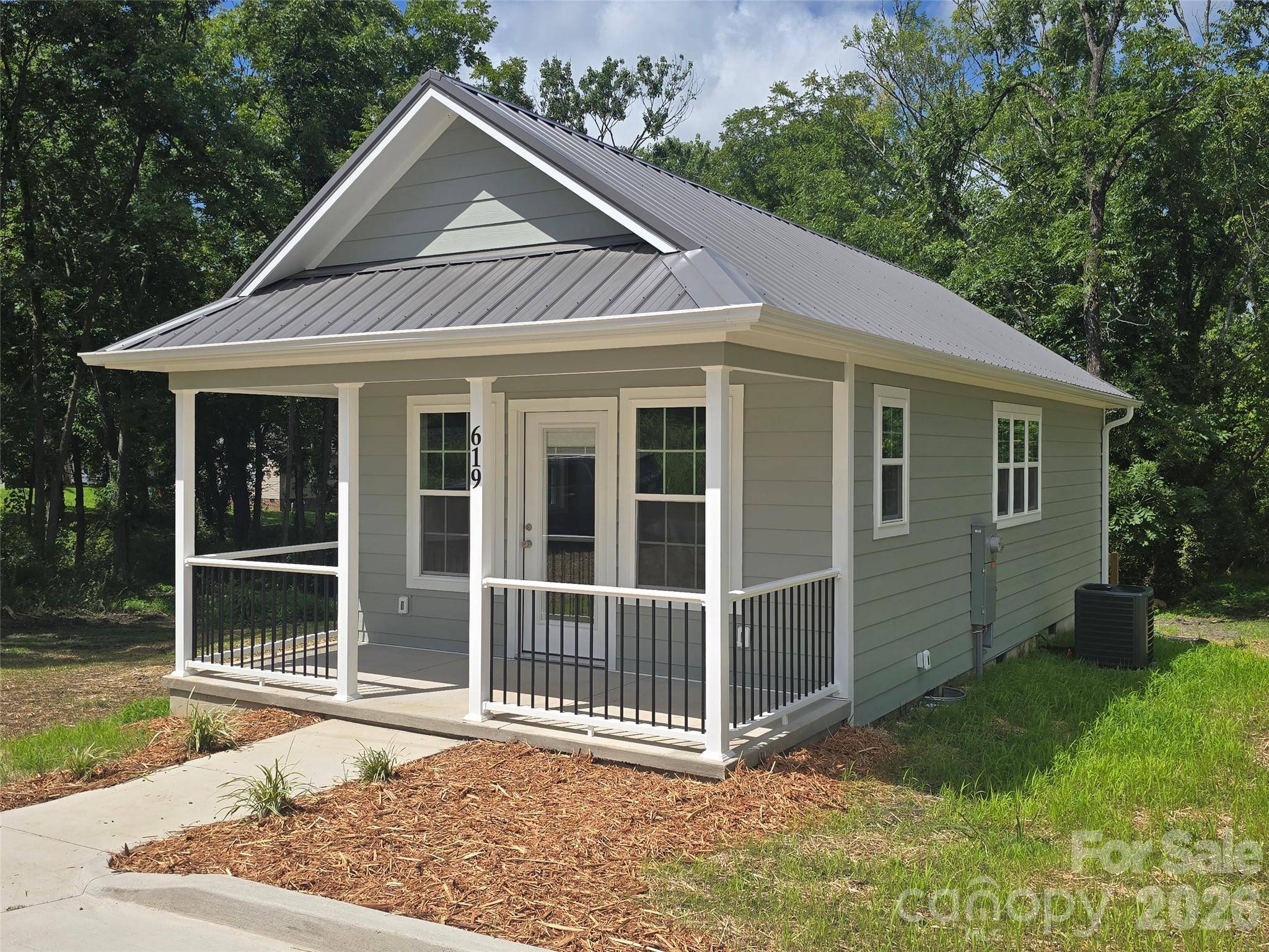 619 Railroad AVE, Troy, NC 27371