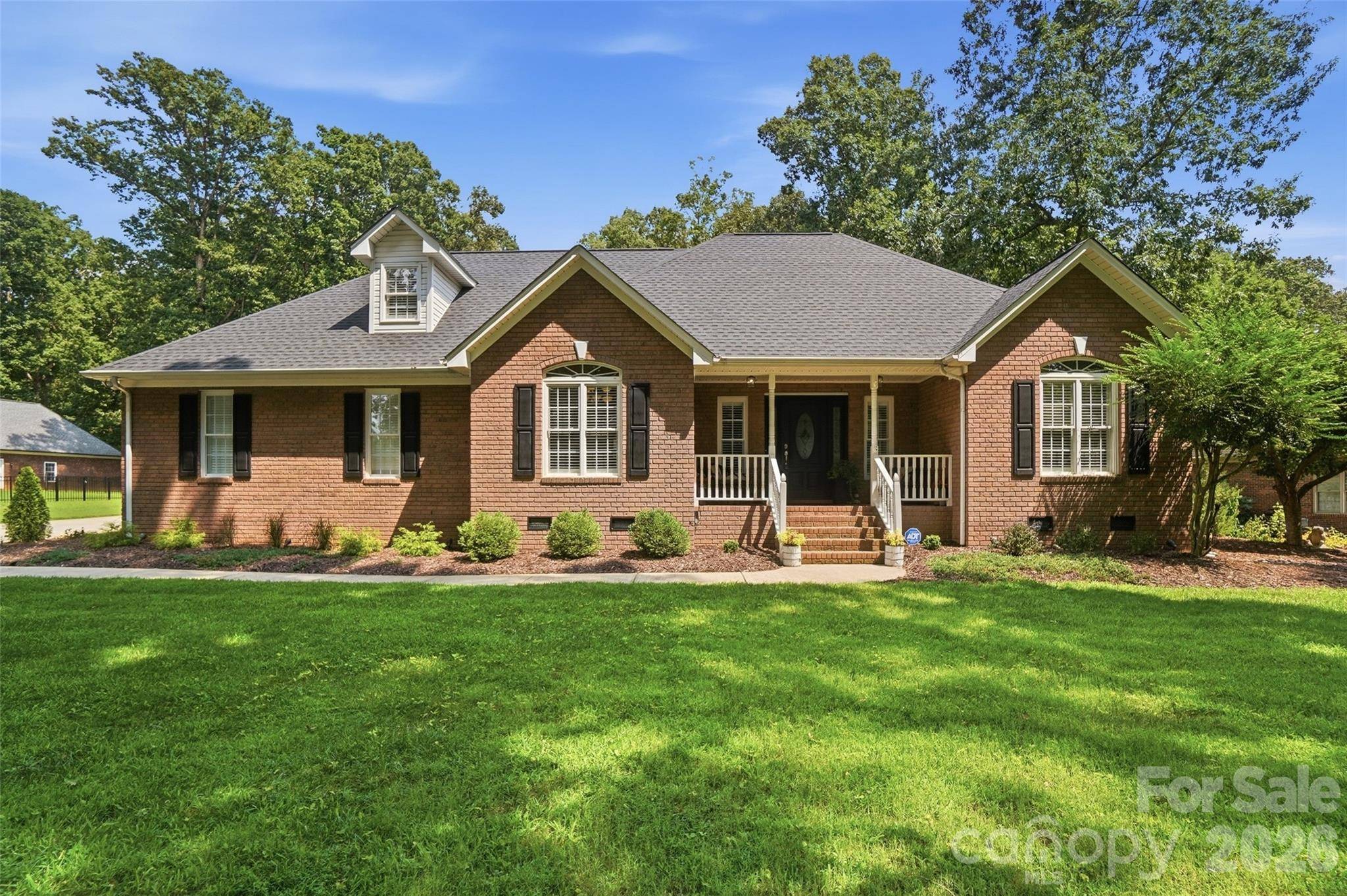 7627 Maple Bluff LN, Concord, NC 28025