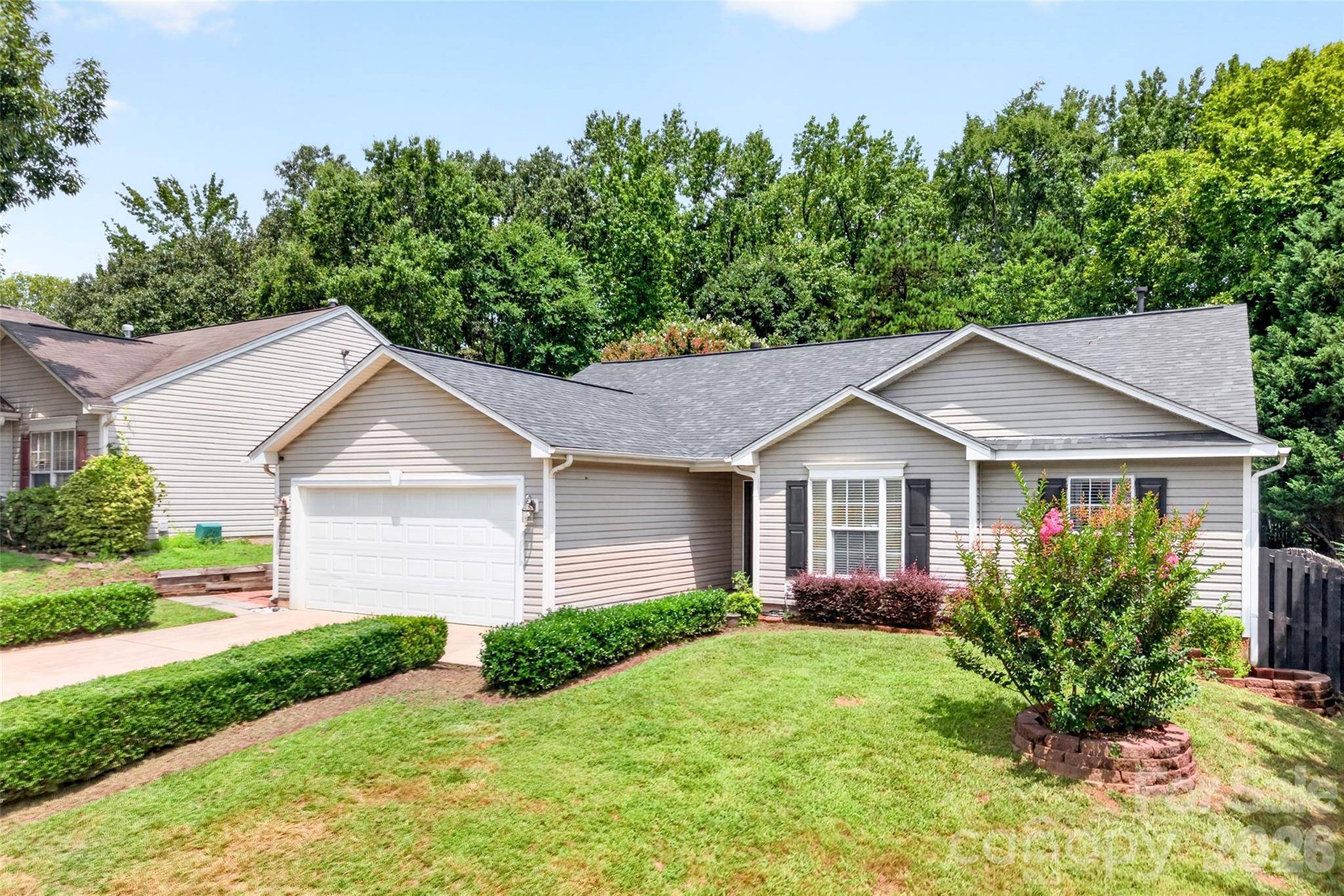 2627 Bridgeville LN, Charlotte, NC 28262