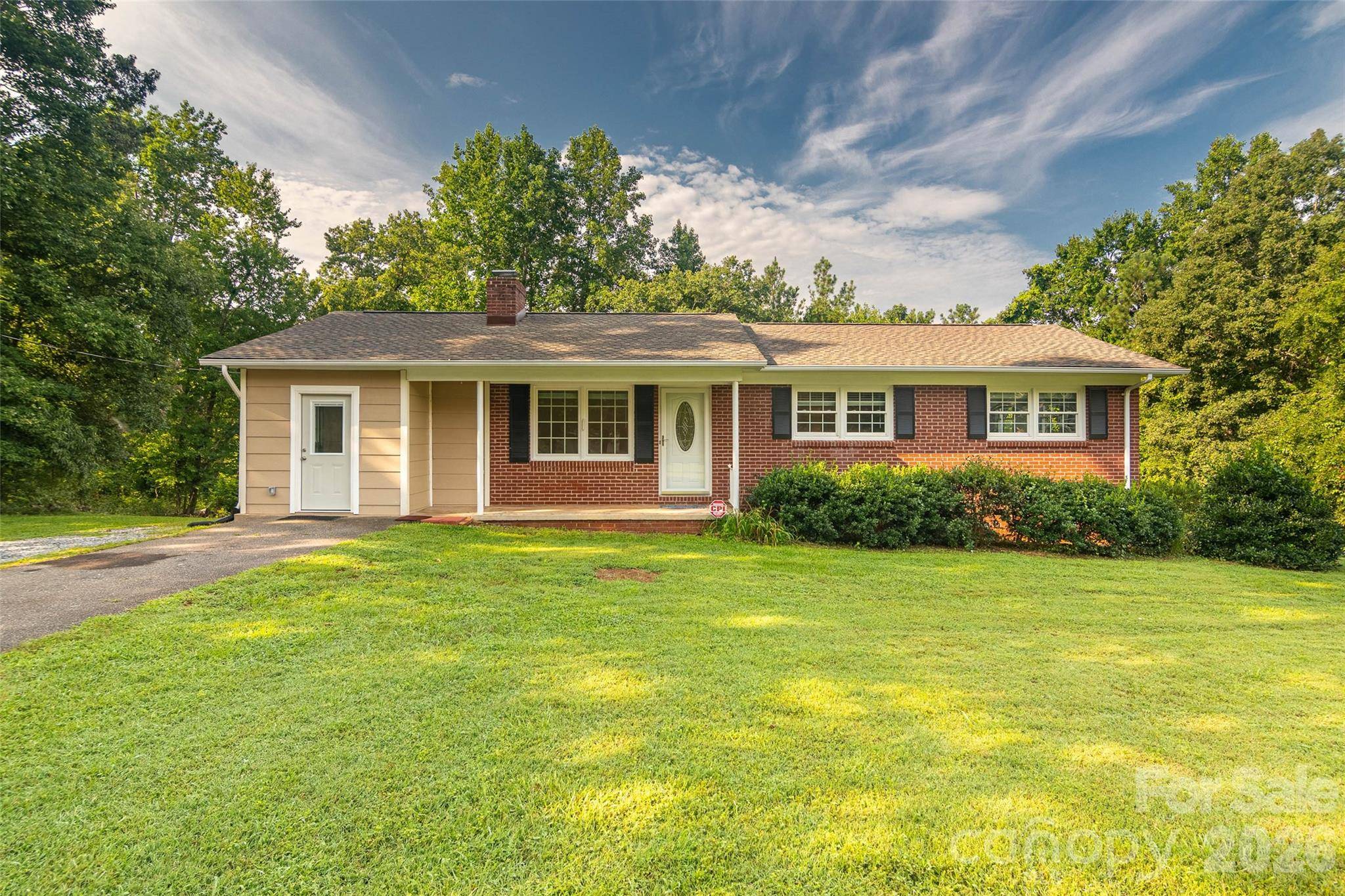 156 Eskimo DR, Bostic, NC 28018