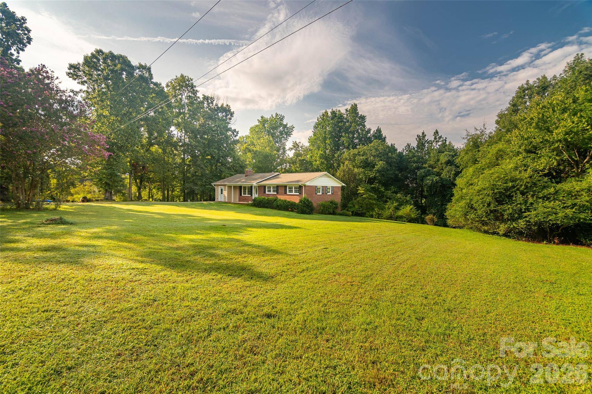 156 Eskimo DR, Bostic, NC 28018