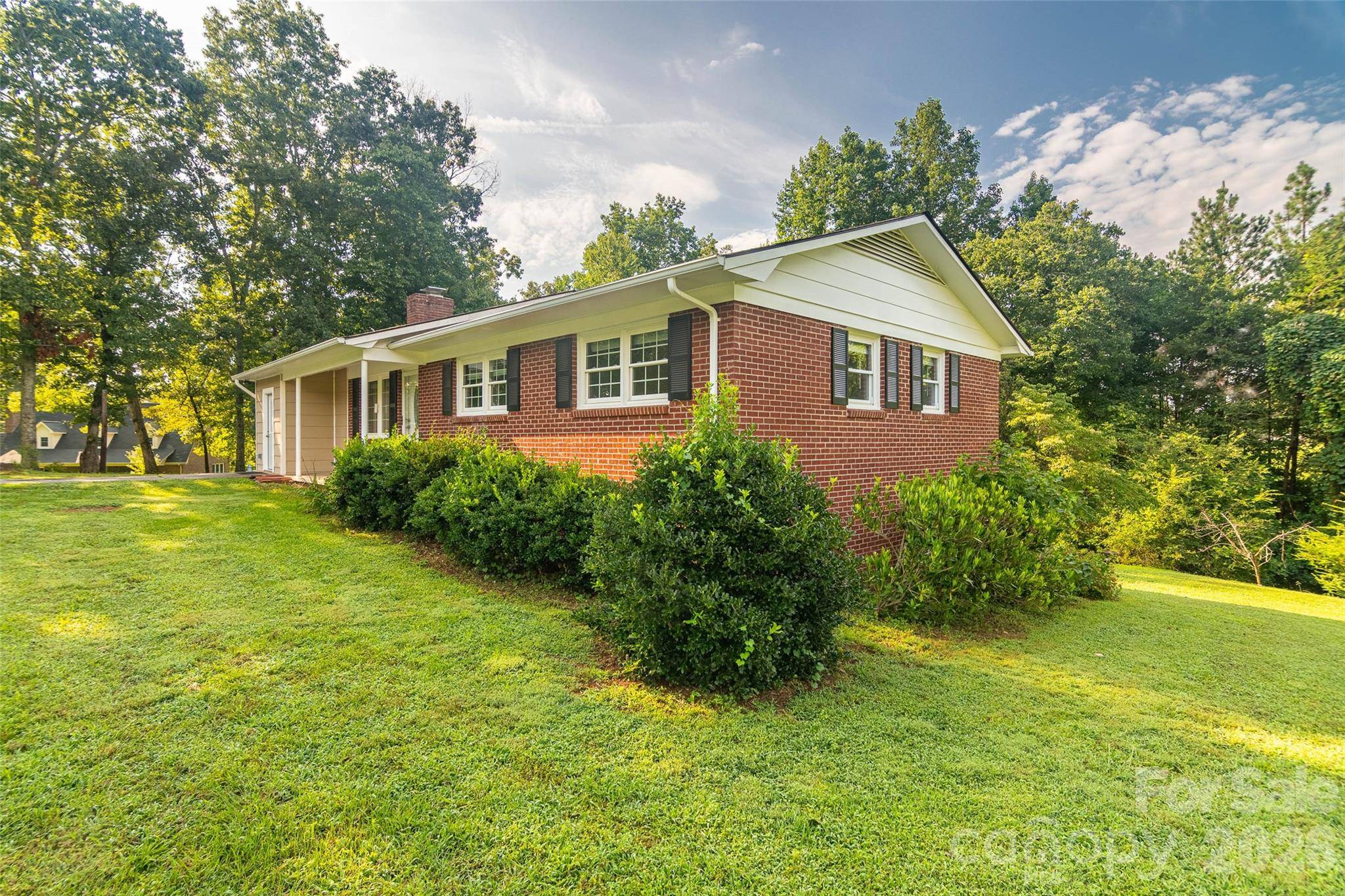 156 Eskimo DR, Bostic, NC 28018