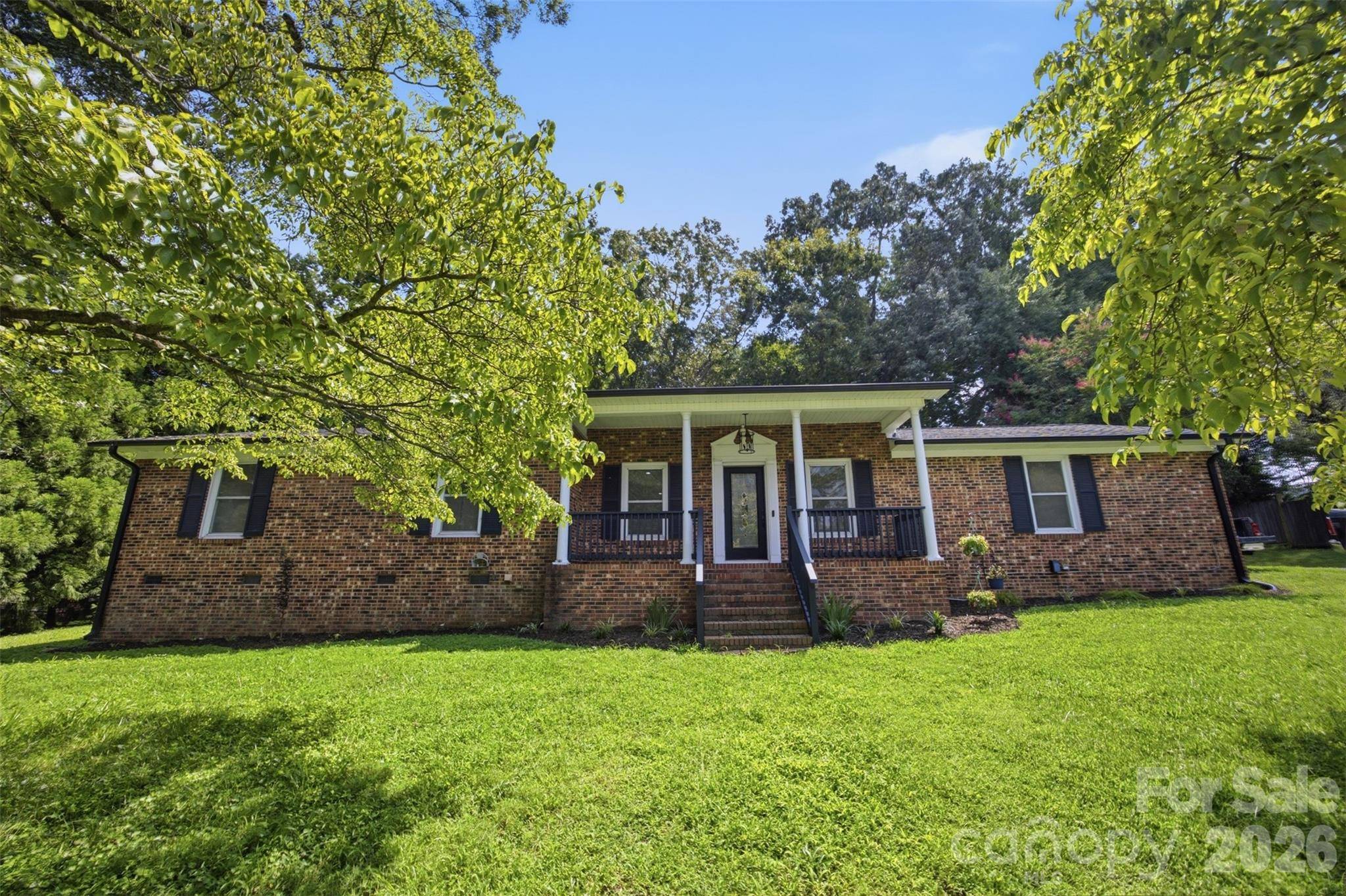806 Danbrook CIR, Lincolnton, NC 28092