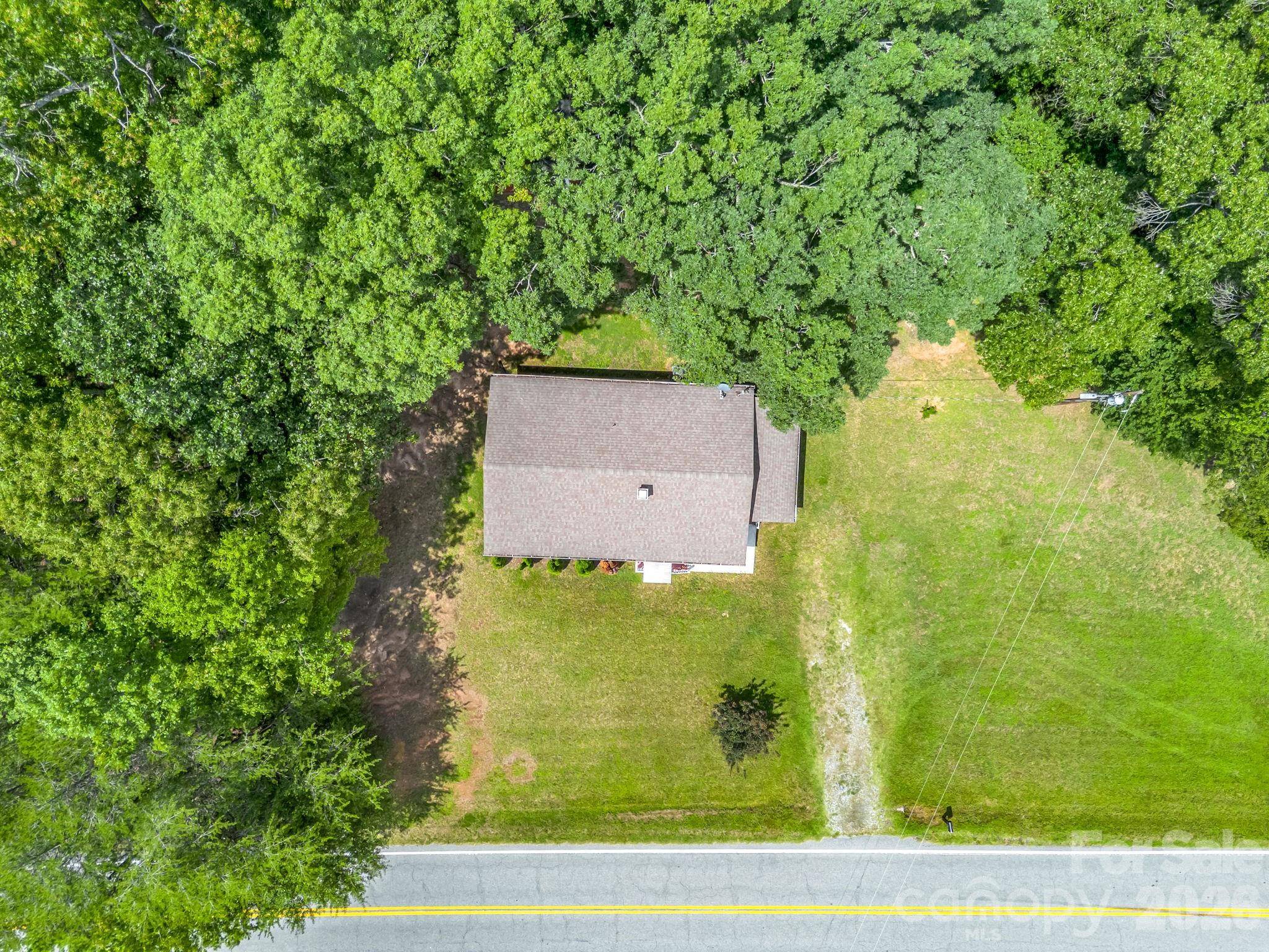 617 Harris Henrietta RD, Forest City, NC 28043