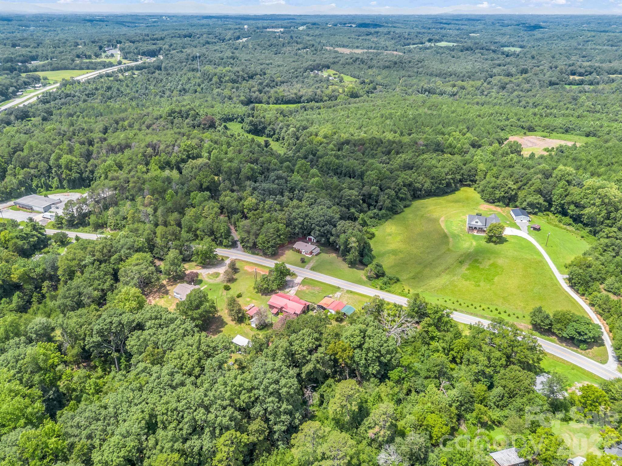 617 Harris Henrietta RD, Forest City, NC 28043