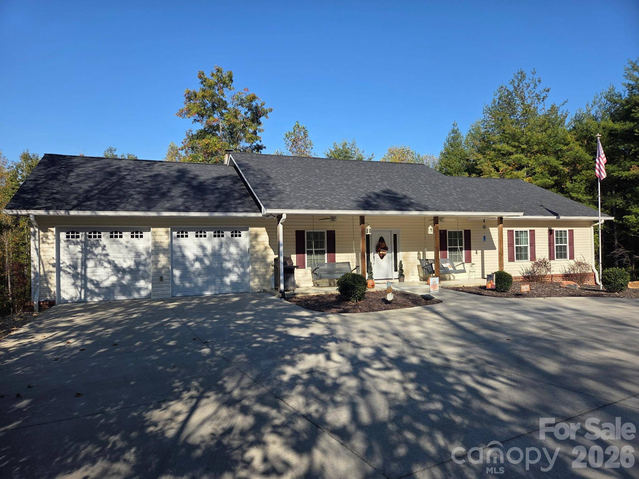 295 Idlewood DR, Marion, NC 28752