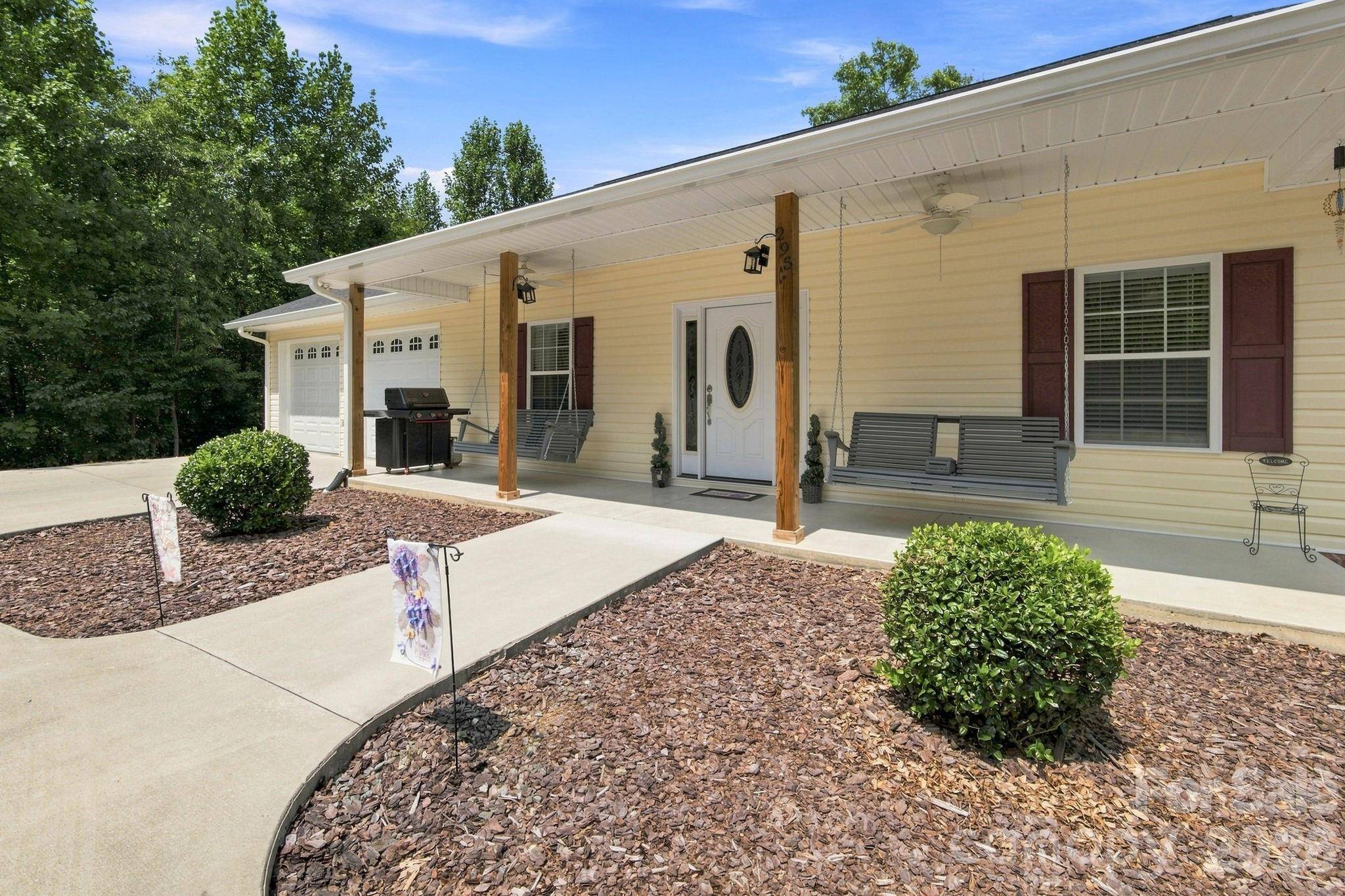 295 Idlewood DR, Marion, NC 28752