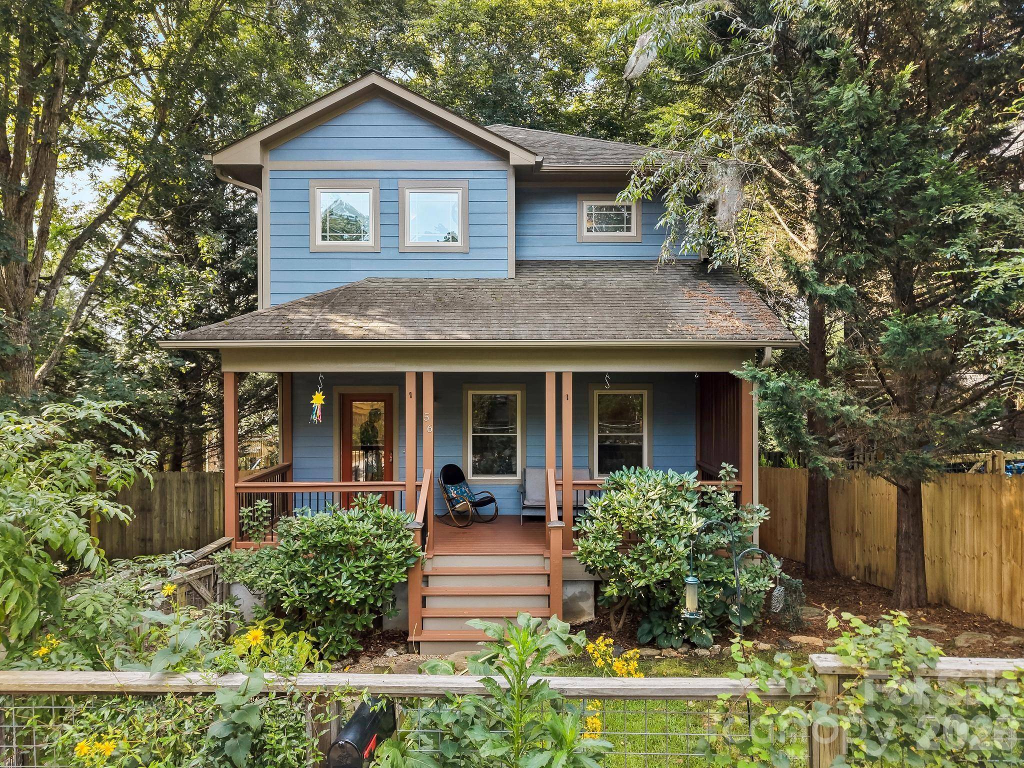 56 Harvard PL, Asheville, NC 28806
