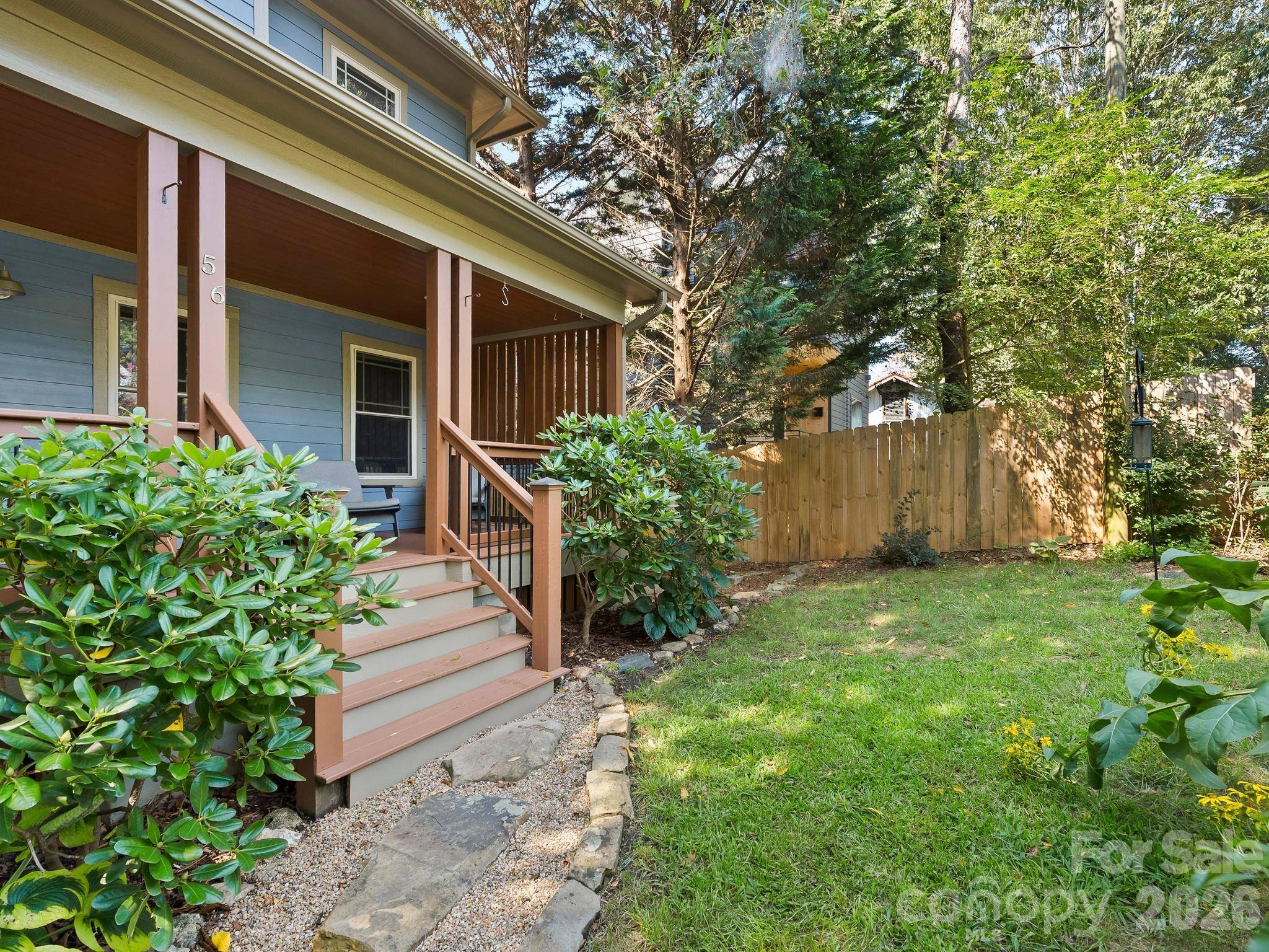 56 Harvard PL, Asheville, NC 28806