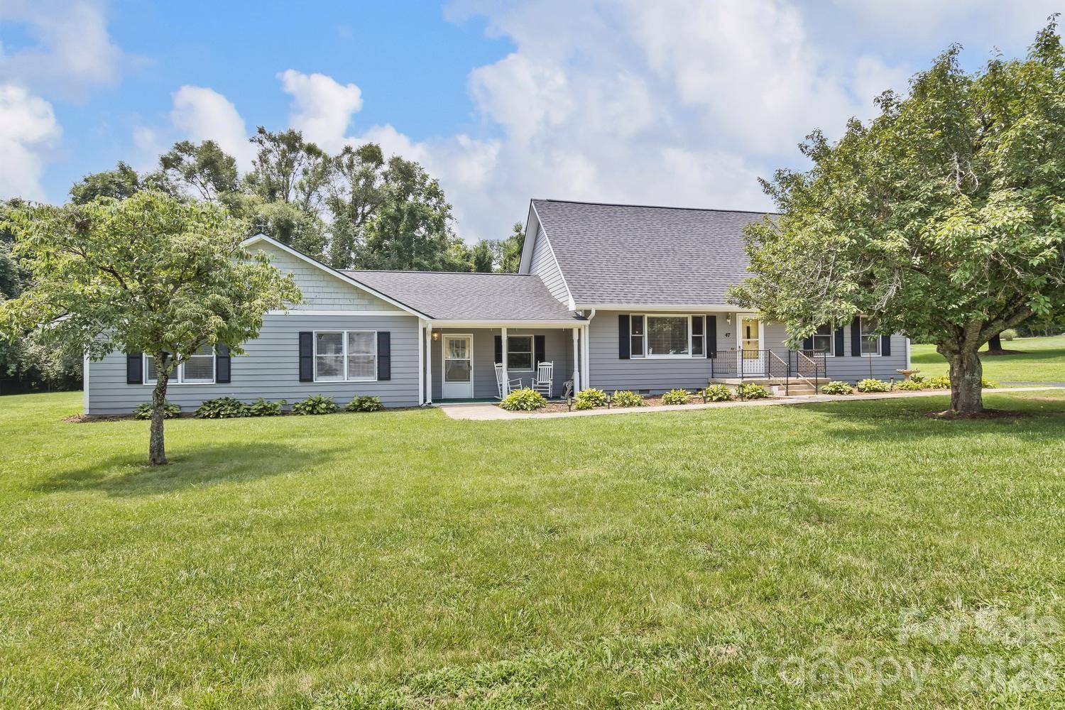 47 Cane Creek CIR, Fairview, NC 28730