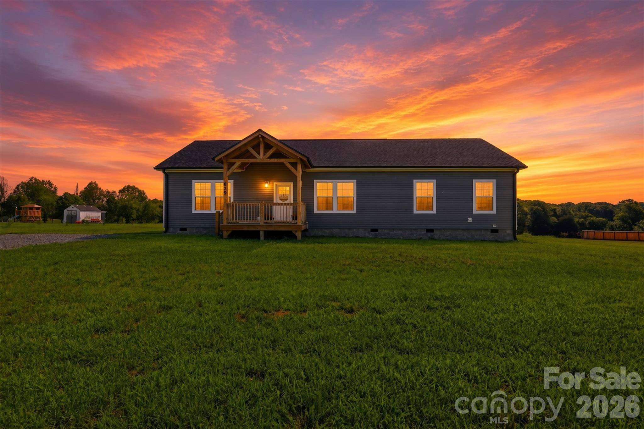 629 Mount Wesley Church RD, Hiddenite, NC 28636