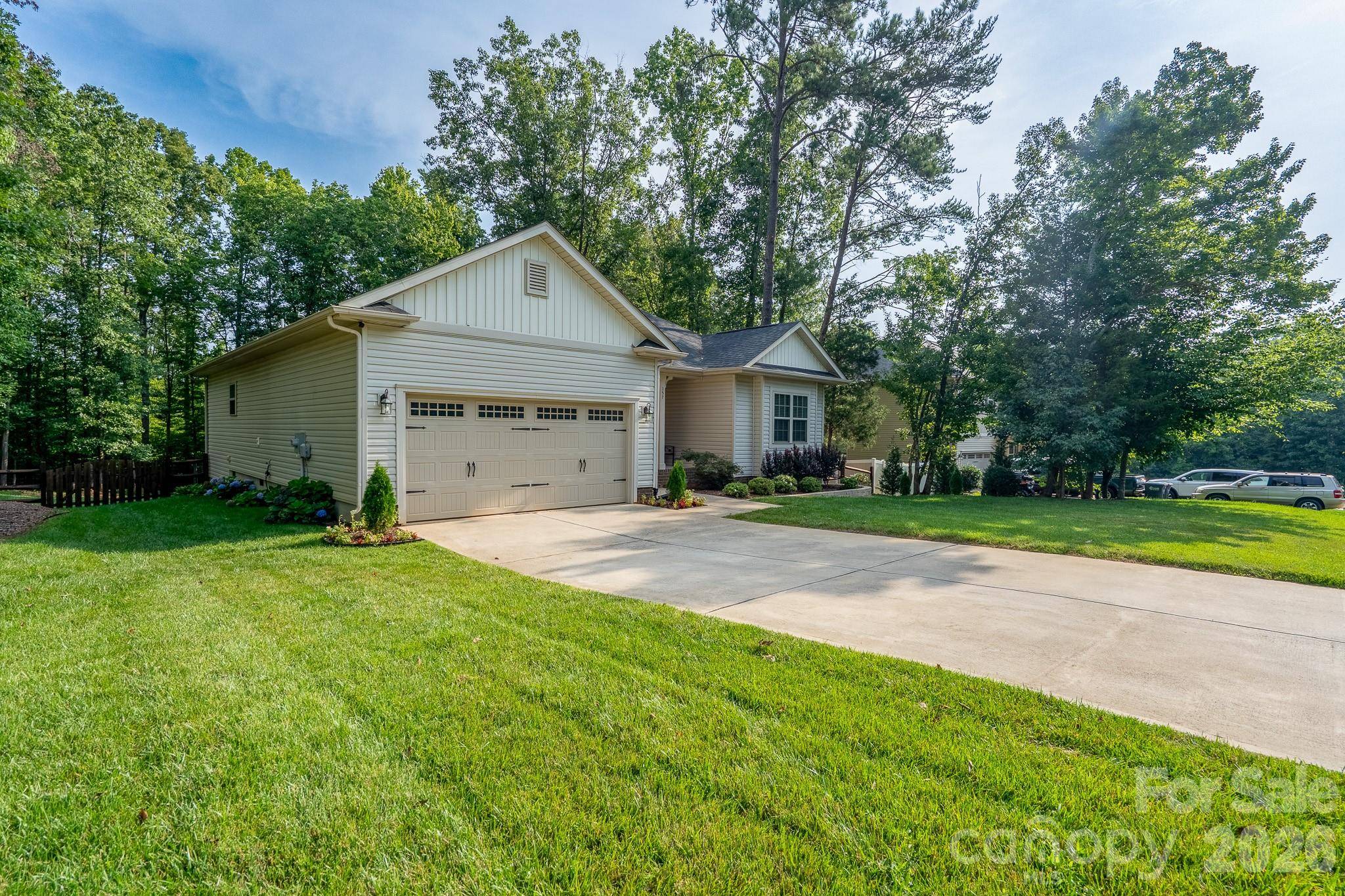 157 Wylie TRL, Statesville, NC 28677