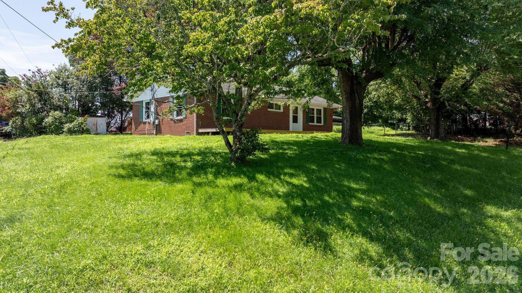 296 Pine Mountain RD, Hudson, NC 28638