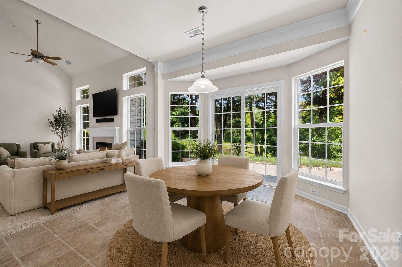 5914 Kirkwynd Commons DR, Charlotte, NC 28278