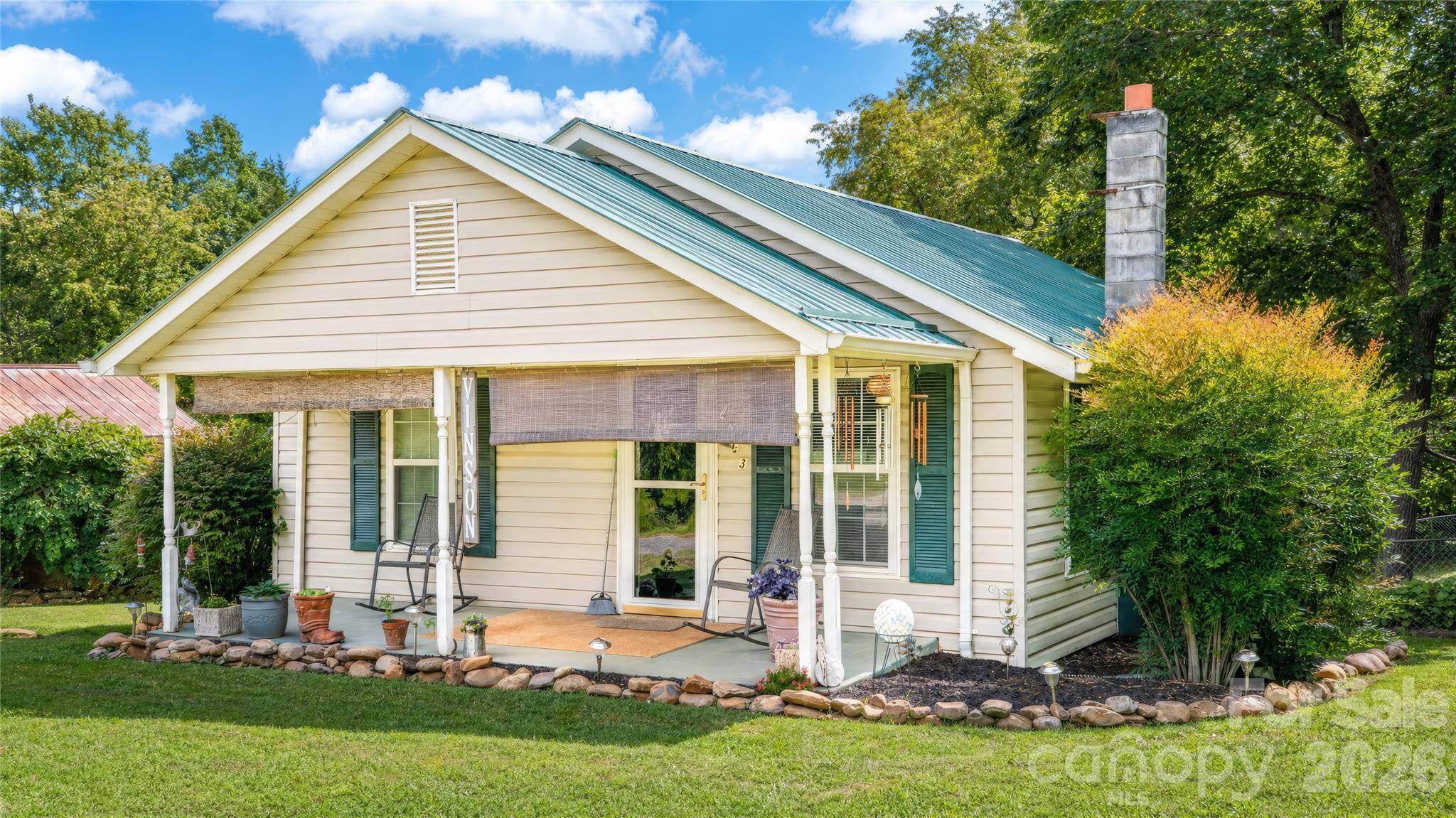 4023 Junior Henry ST, Morganton, NC 28655
