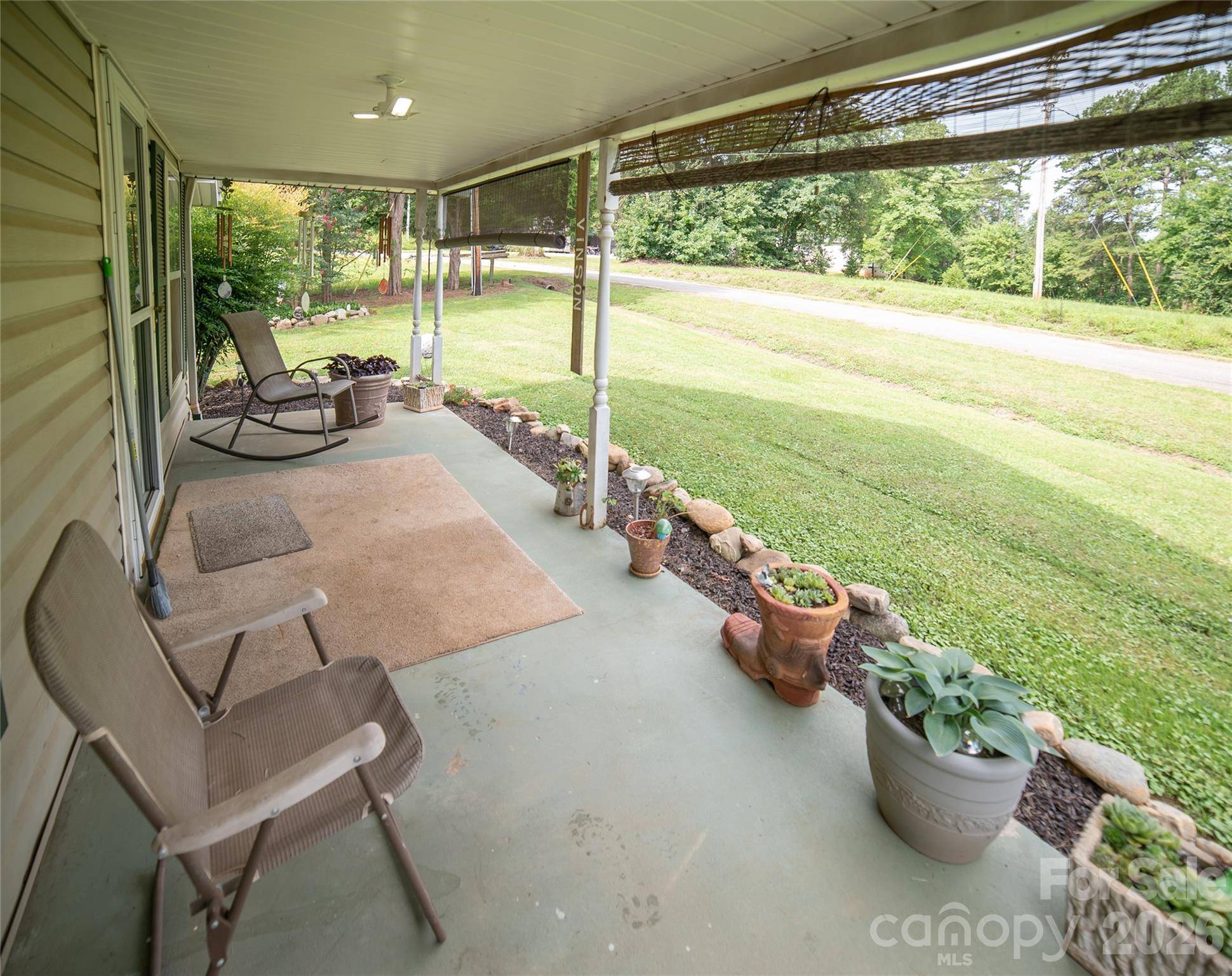 4023 Junior Henry ST, Morganton, NC 28655