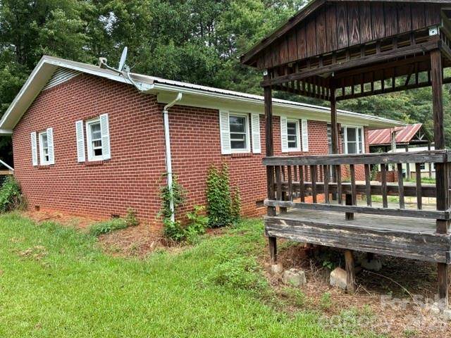993 Coney Island RD, Union Mills, NC 28167