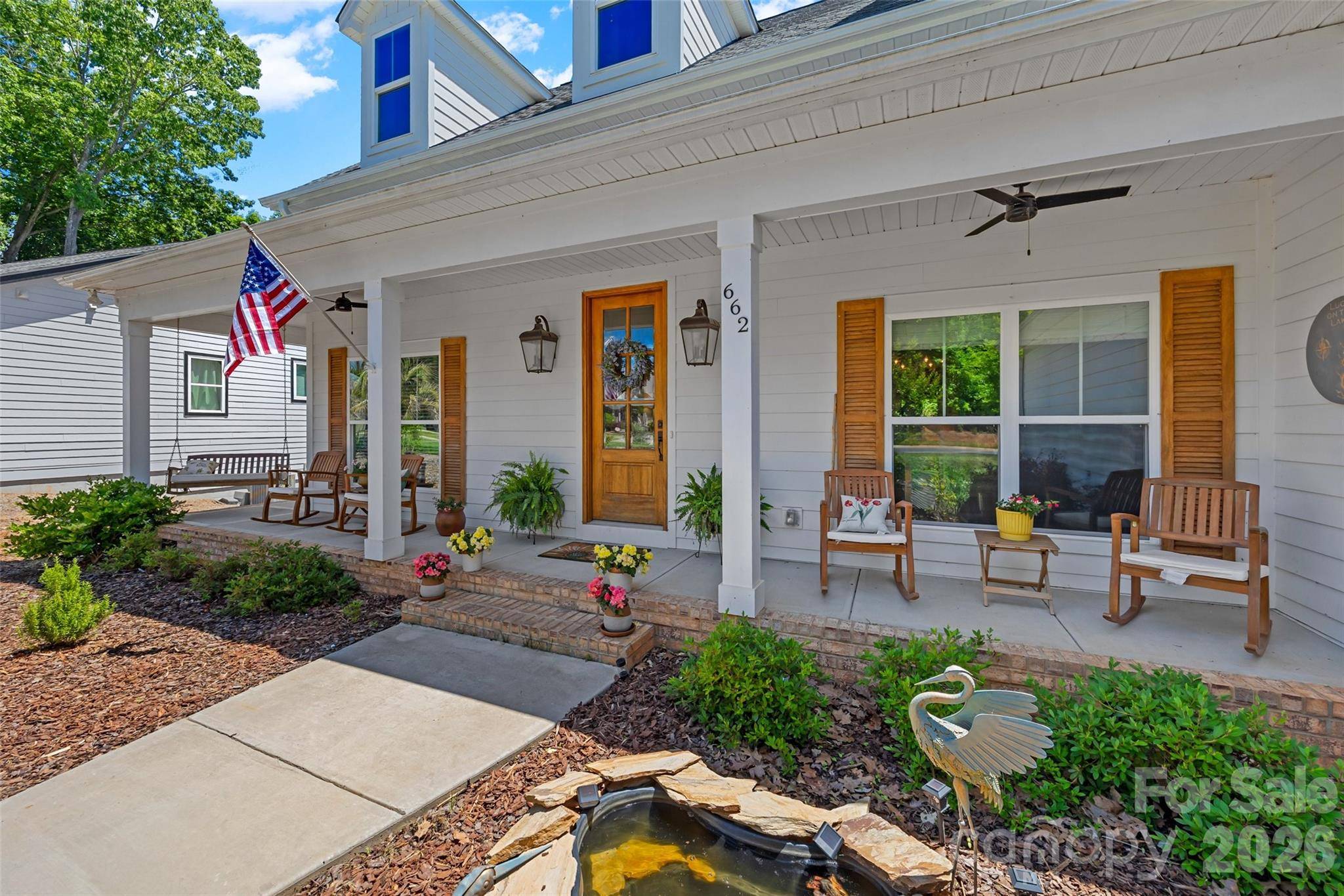 662 Sandbar PT, Lake Wylie, SC 29710